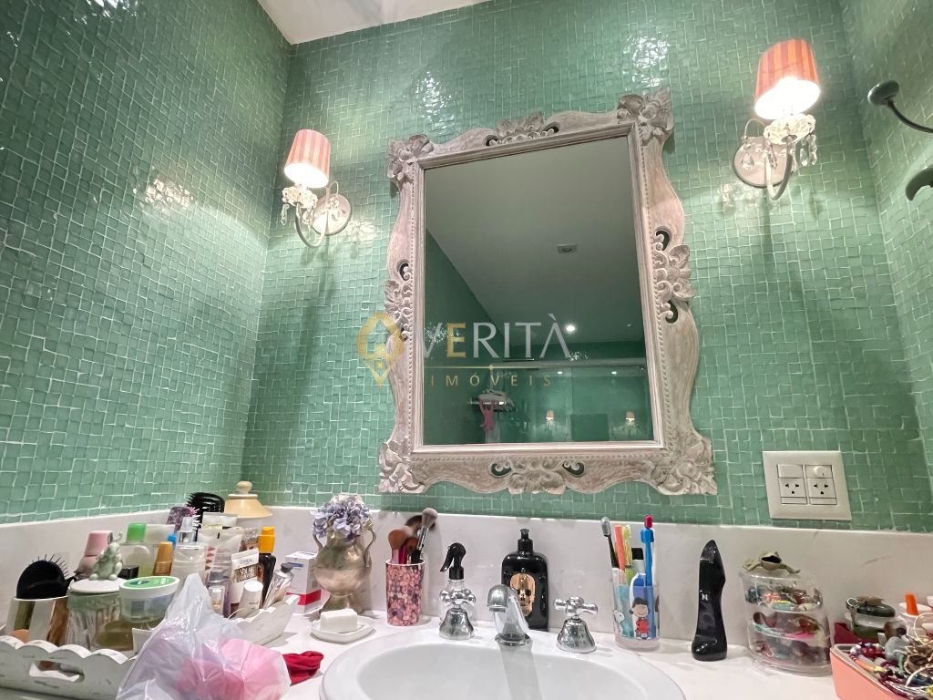 Apartamento 3 suítes no Flamengo com 468m².