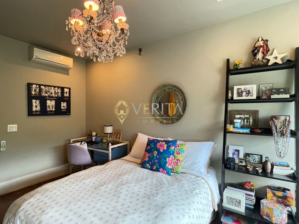 Apartamento 3 suítes no Flamengo com 468m².