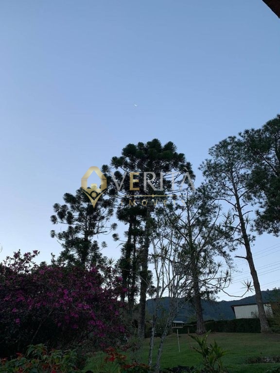 Terreno perfeito na beira da estrada em capelinha entre rese