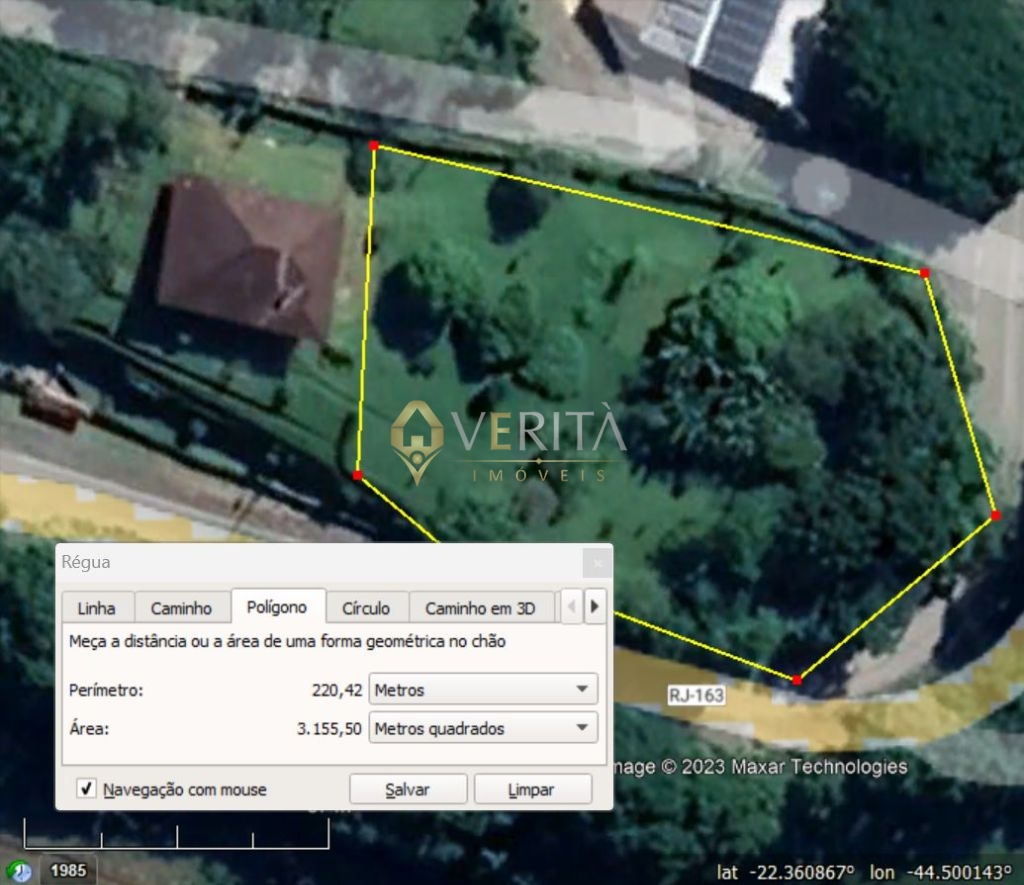 Terreno perfeito na beira da estrada em capelinha entre rese