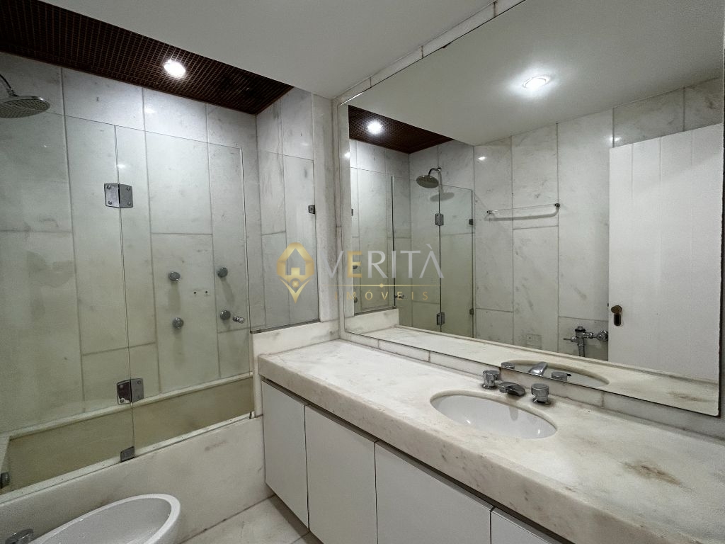 Condomínio do Edifício Nicolo Paganini - Apartamento com 4 quartos, 4 sendo suíte, 4 vagas - 380m²