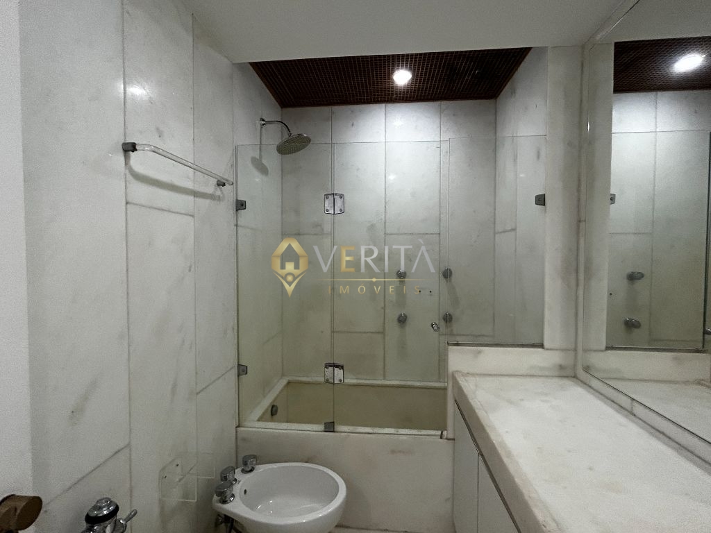 Condomínio do Edifício Nicolo Paganini - Apartamento com 4 quartos, 4 sendo suíte, 4 vagas - 380m²