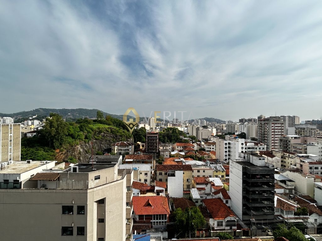 Cobertura com 3 quartos, sendo 2 suítes no condomínio bora b