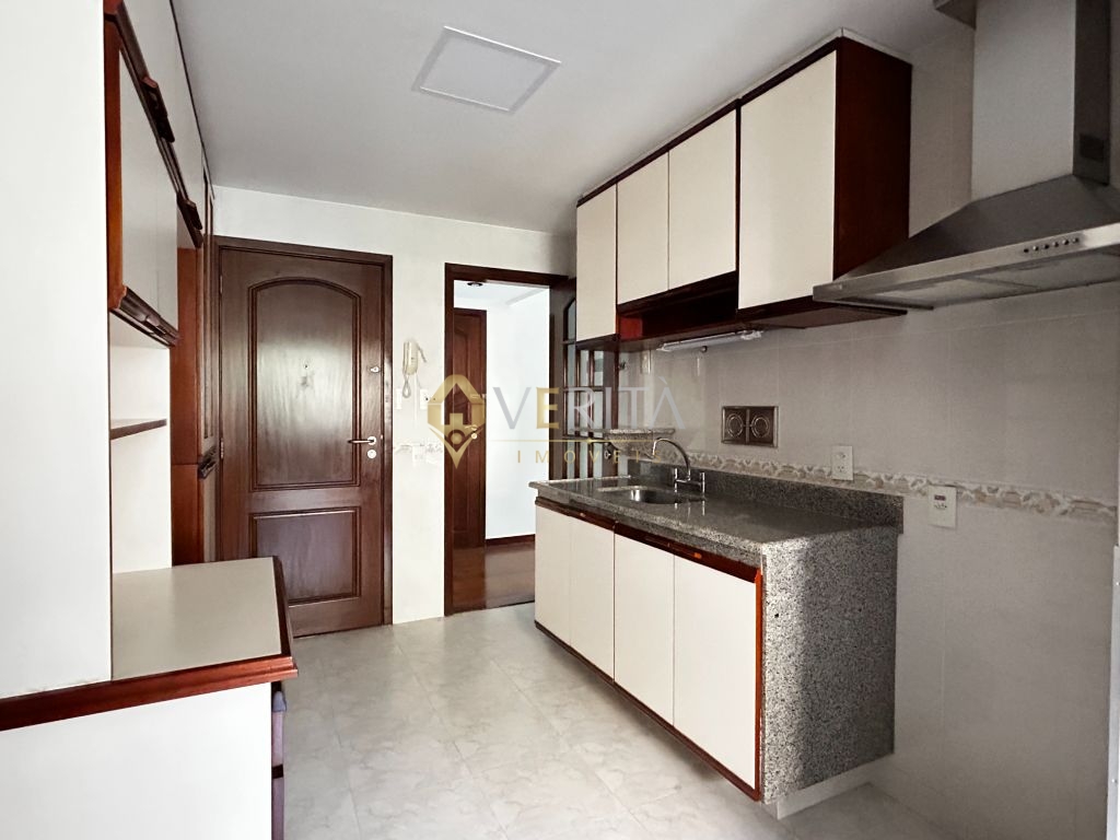 Venda de Apartamentos / Padrão na cidade de Rio de Janeiro