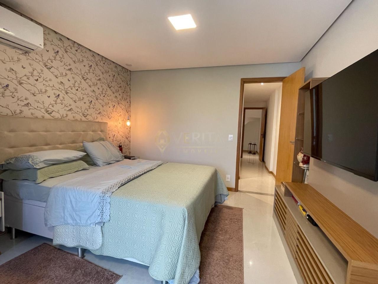 Cobertura duplex no Recreio a 1 quadra da praia.