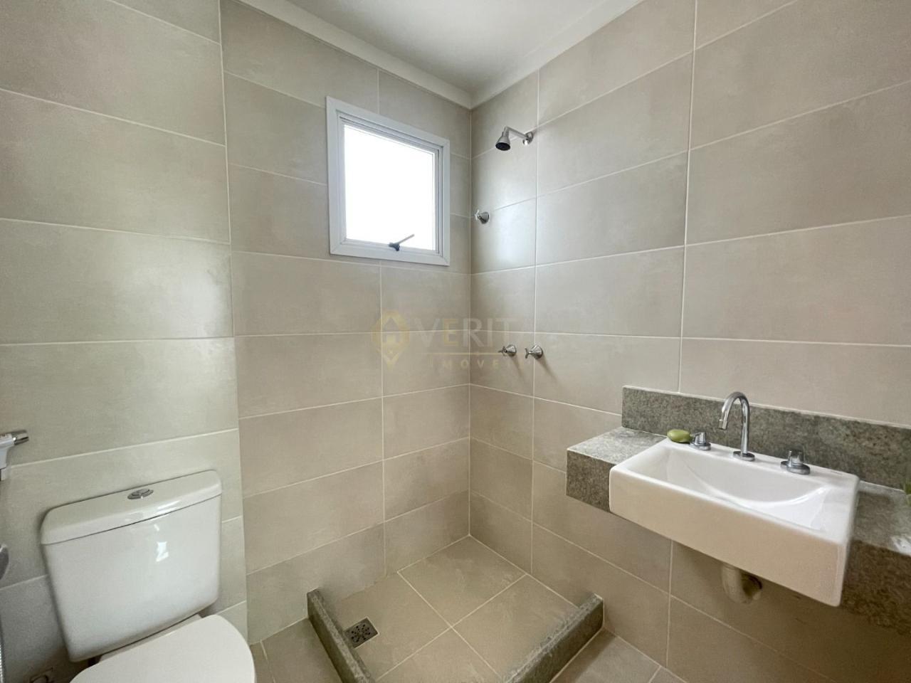 Cobertura duplex no Recreio a 1 quadra da praia.