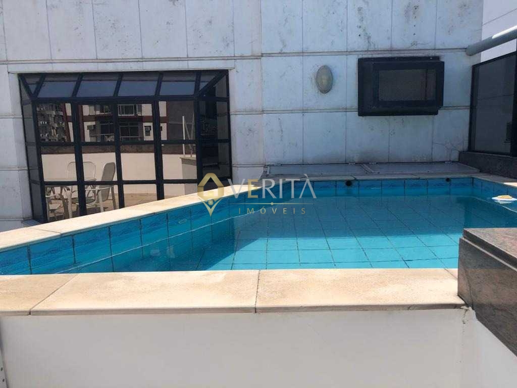 Cobertura com 4 quartos sendo 2 suítes na Tijuca próximo a Praça Saens Penã