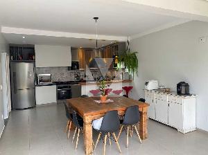 Casa para venda e locação com 3 quartos no Vila Alemã, Rio Claro - Village Imobiliária