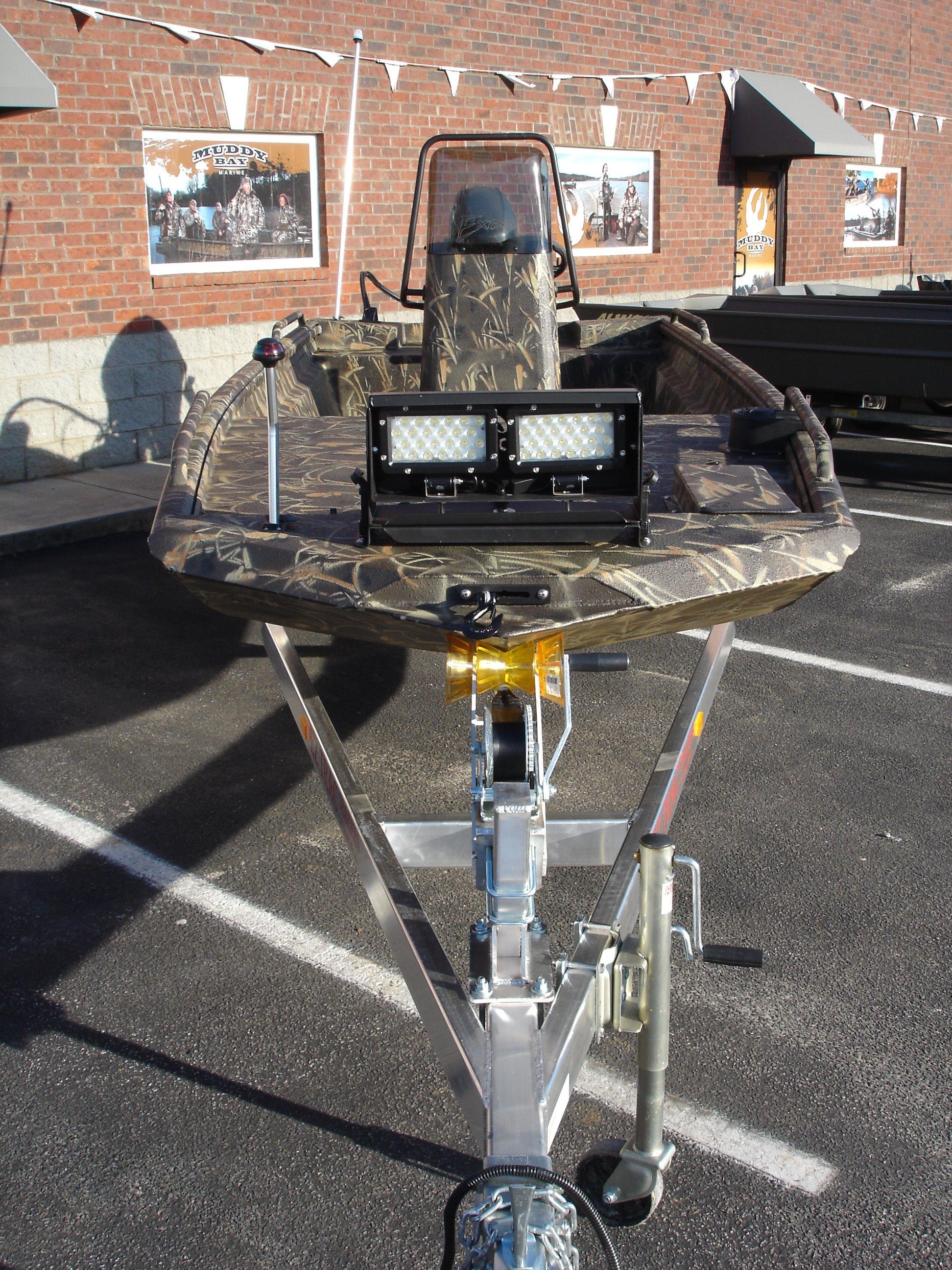 Muddy Bay Excel 1854 F86 Center Console