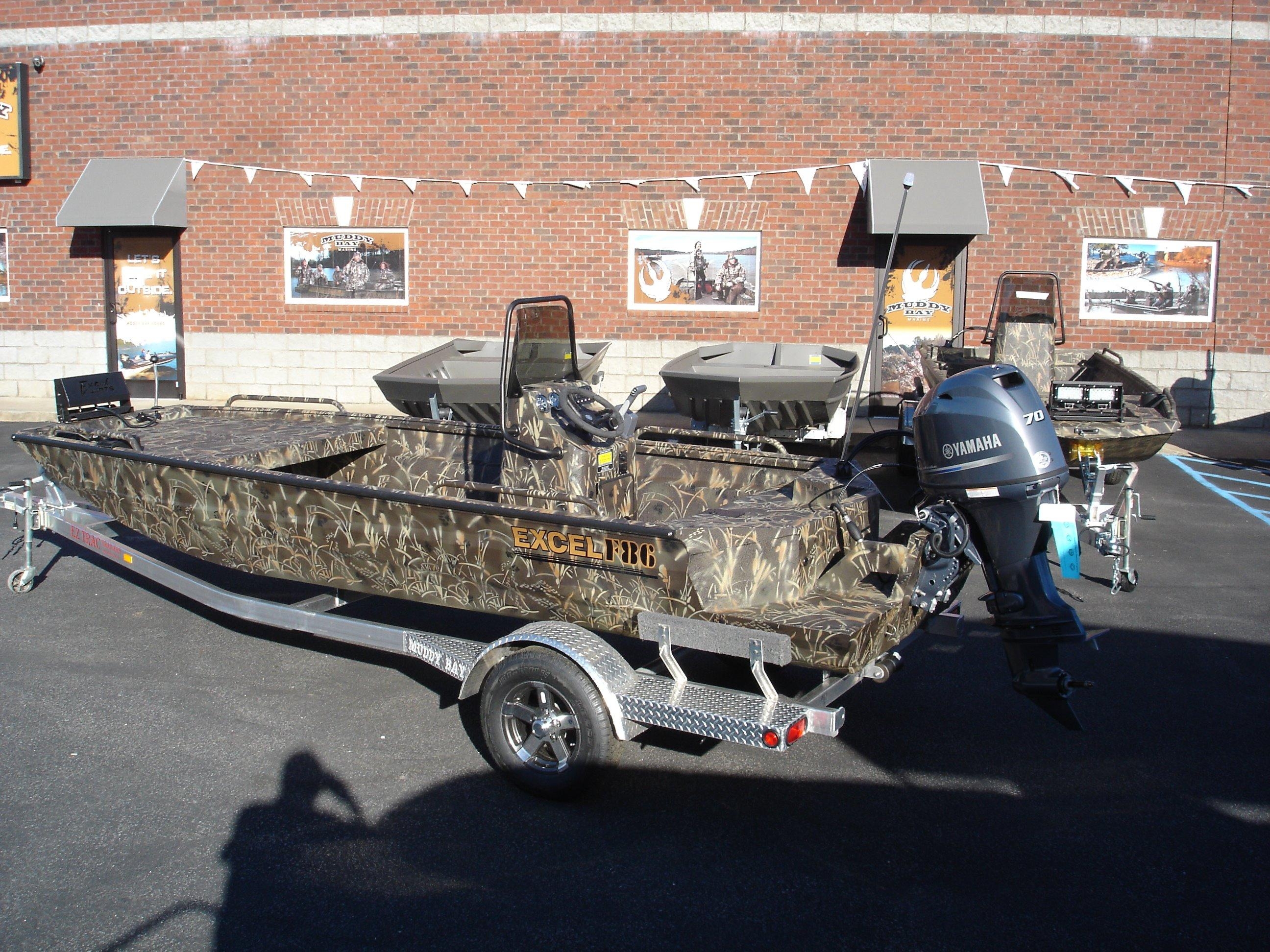 Muddy Bay Excel 1854 F86 Center Console