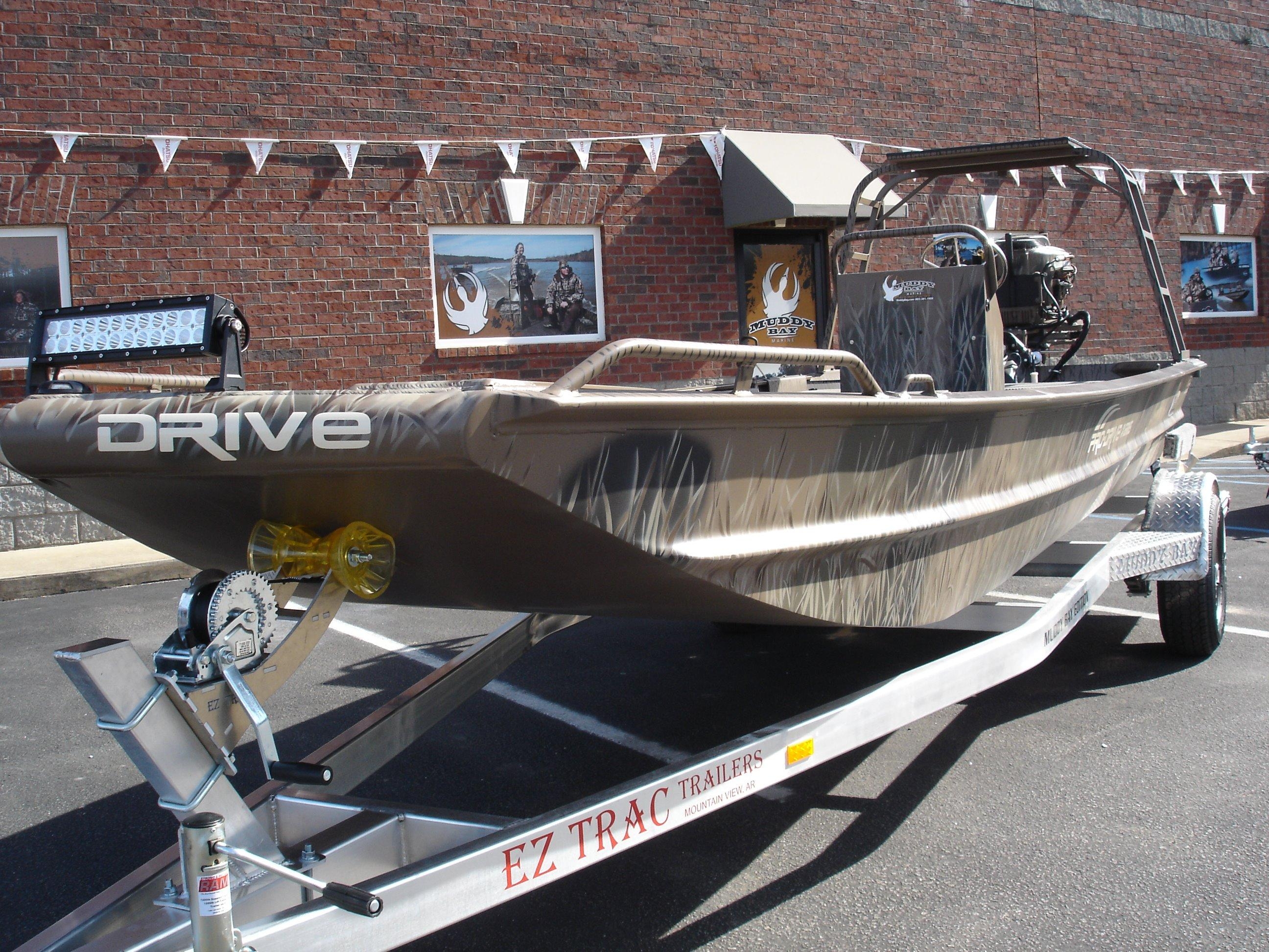 Muddy Bay ProDrive 1854 Center Console