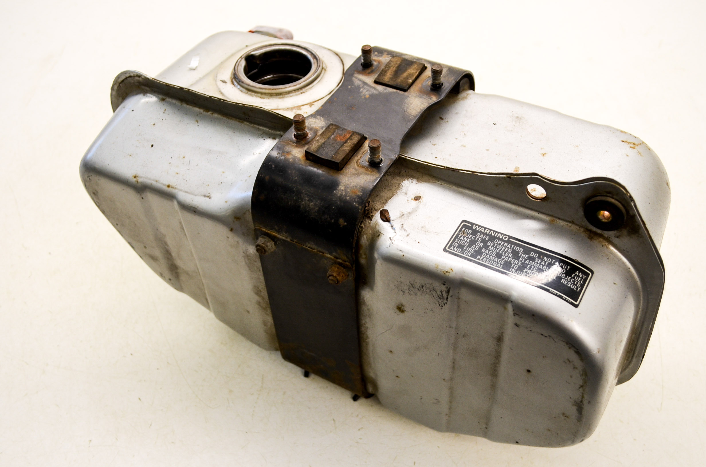86 Honda Fourtrax TRX350 Gas Tank & Fuel Petcock eBay
