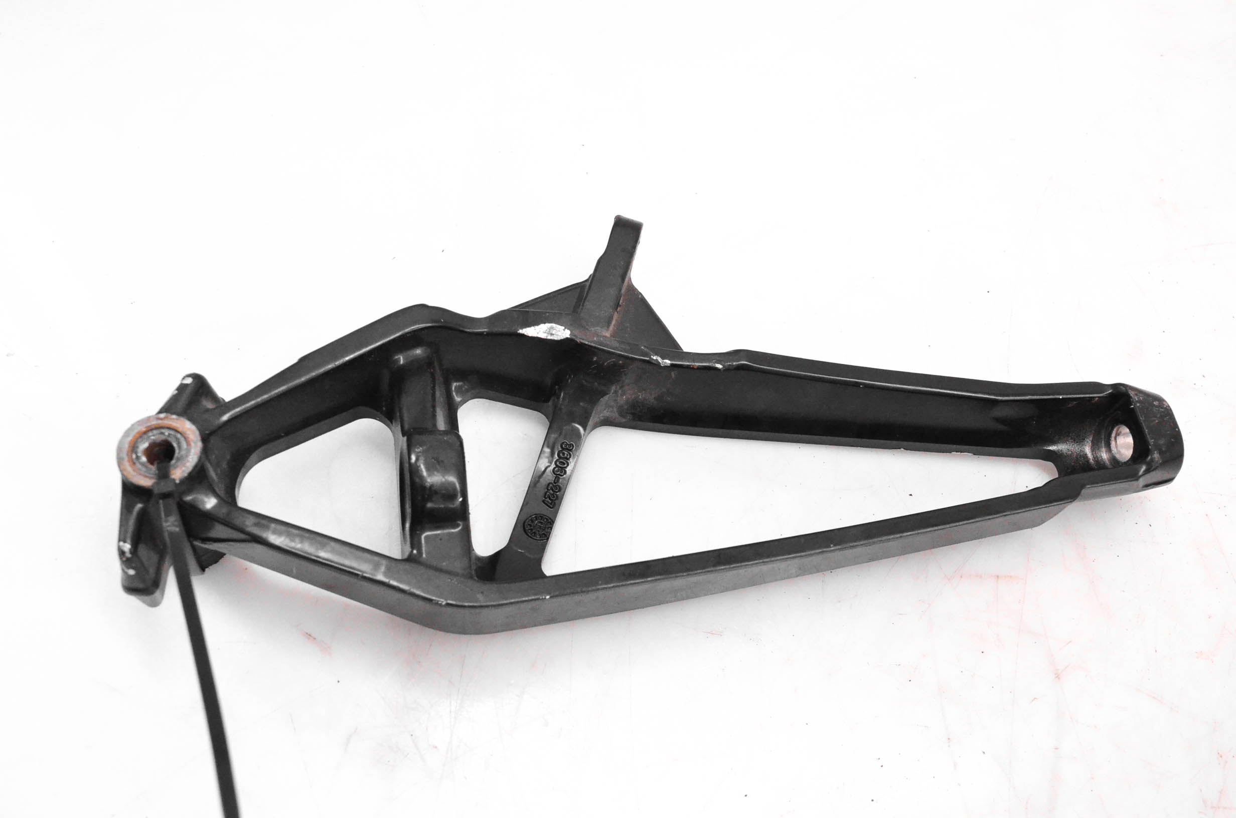 14 Arctic Cat XF 7000 Crosstour Front Left Spindle Knuckle 141"