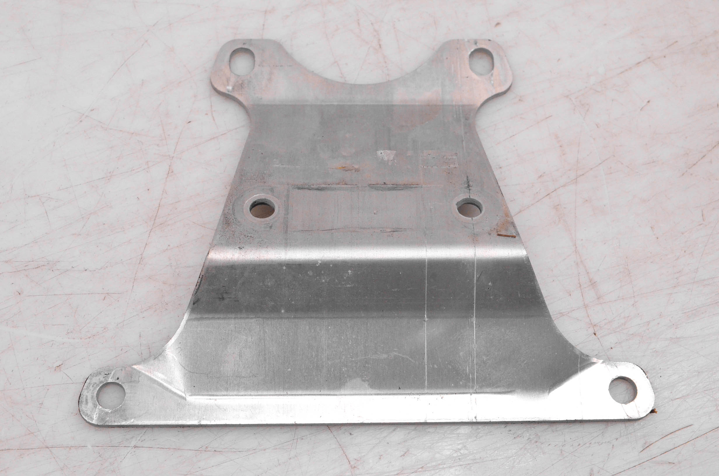 16 Polaris Indy 550 Upper Steering Mount Bracket 121"