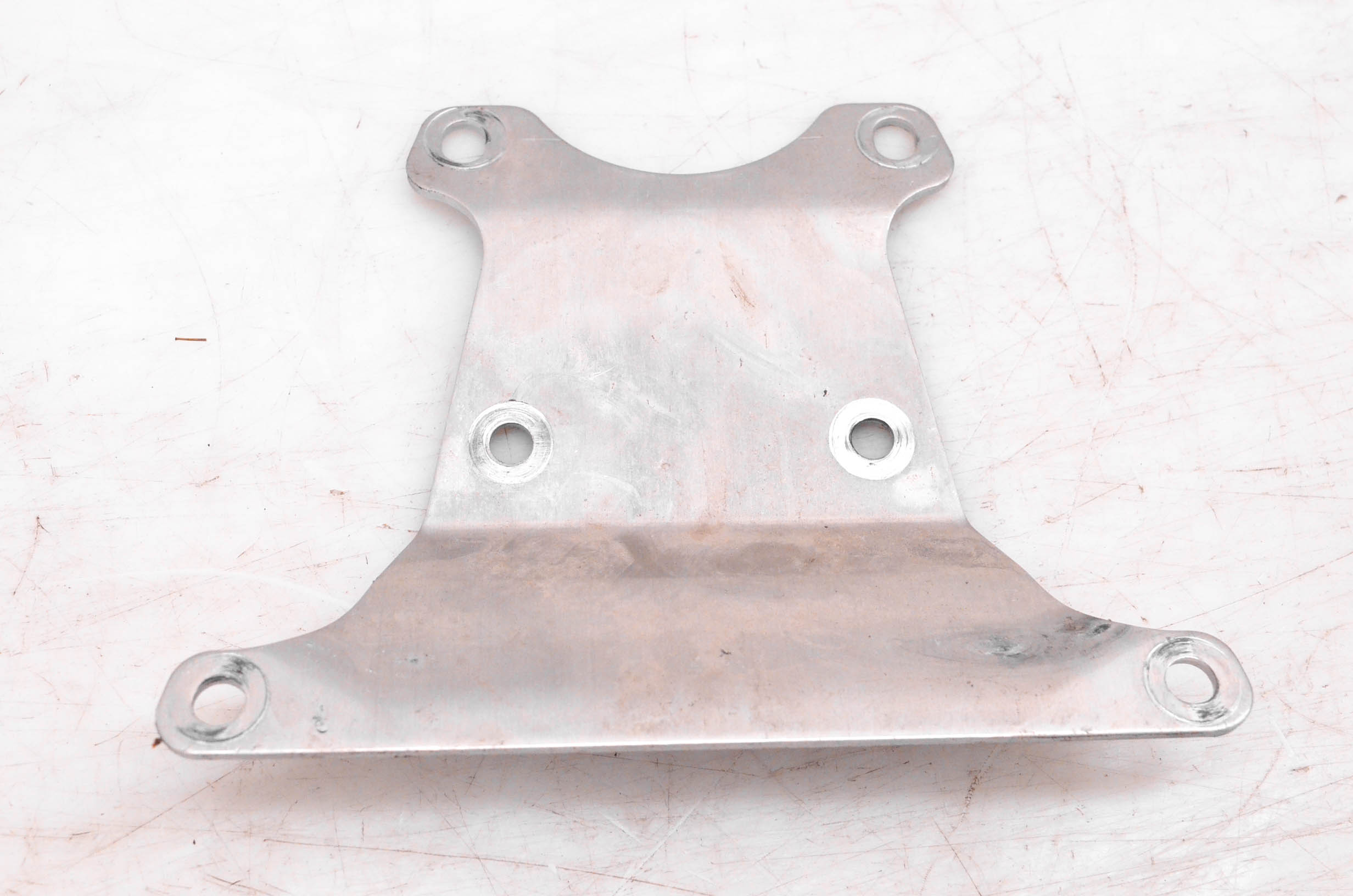 16 Polaris Indy 550 Upper Steering Mount Bracket 121"