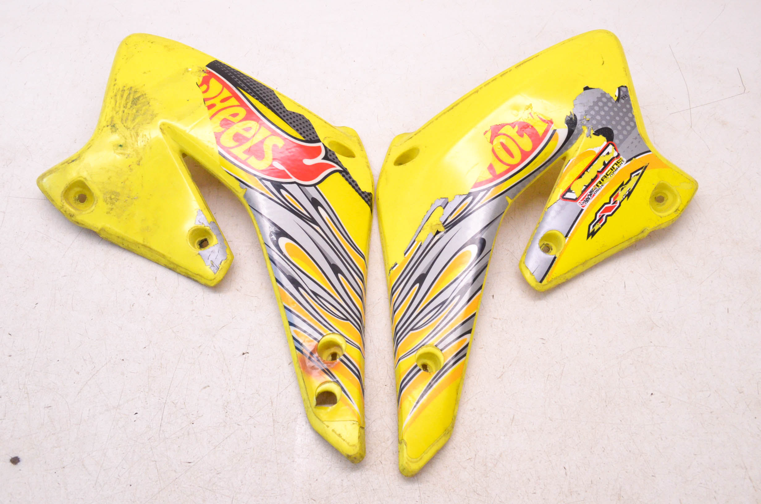 06 Suzuki RMZ250 Side Covers Panels Fenders Left & Right