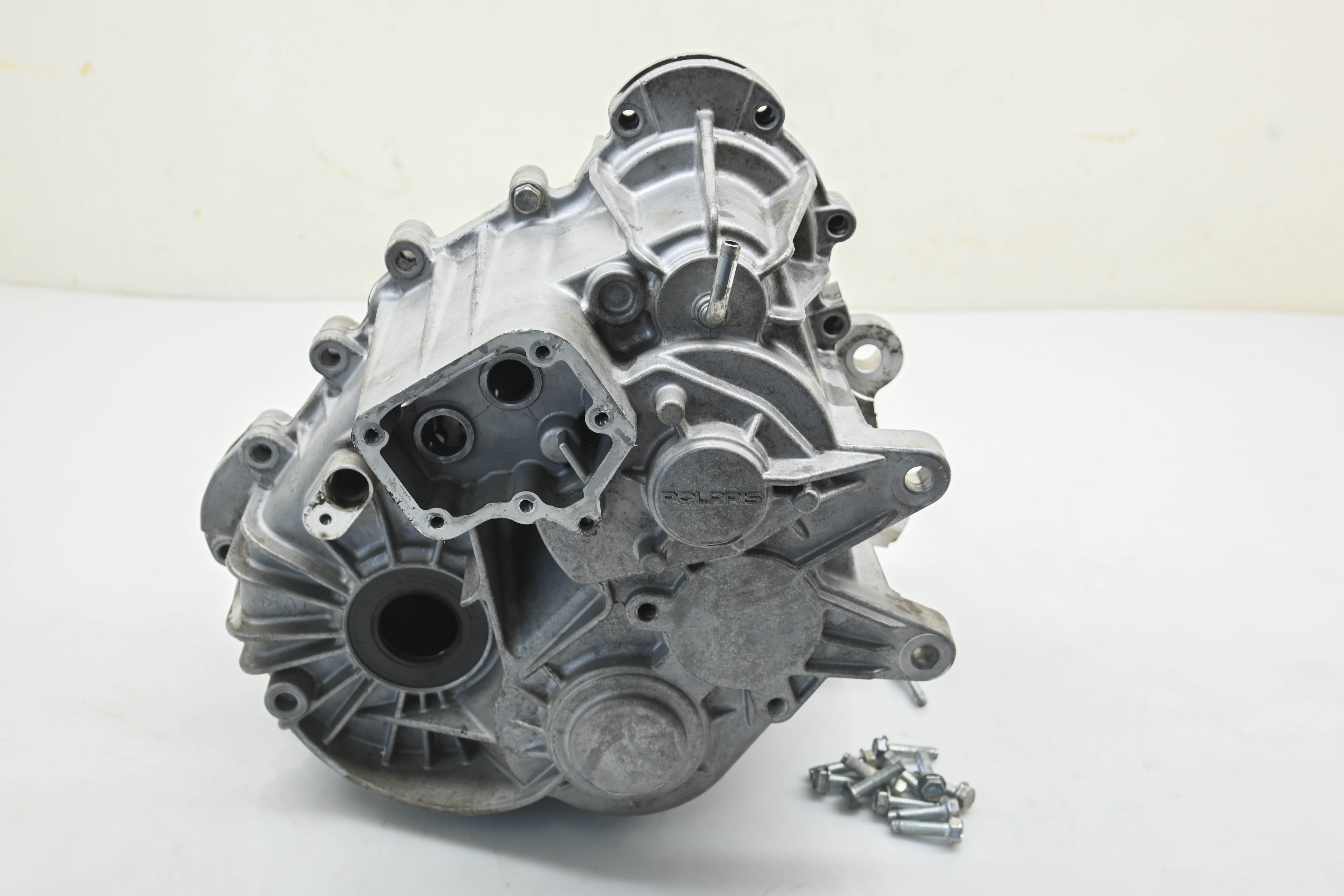 14 Polaris ACE 325 4x4 Transmission Gear Case Housing