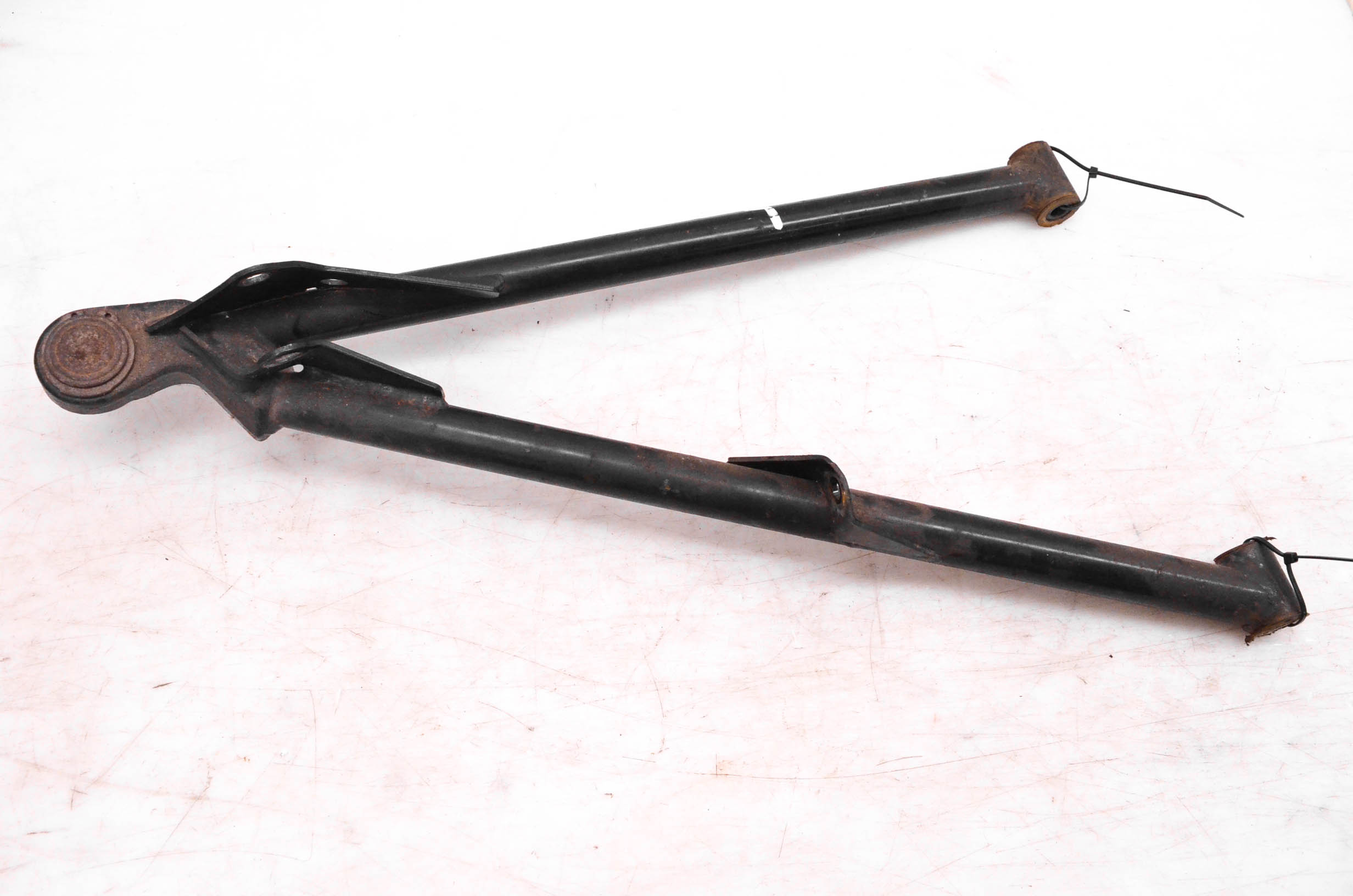 05 Ski-Doo Mach Z 1000 SDI Front Lower Left A-Arm 121"