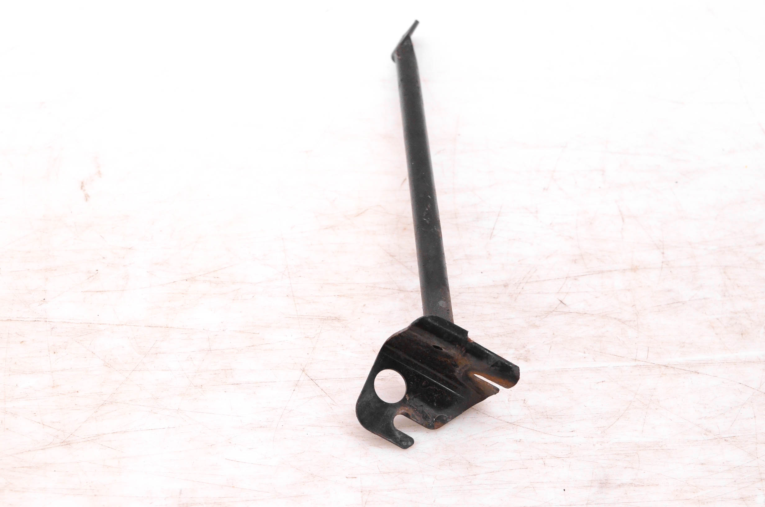 05 Ski-Doo Mach Z 1000 SDI Support Brace Bracket Mount 121"