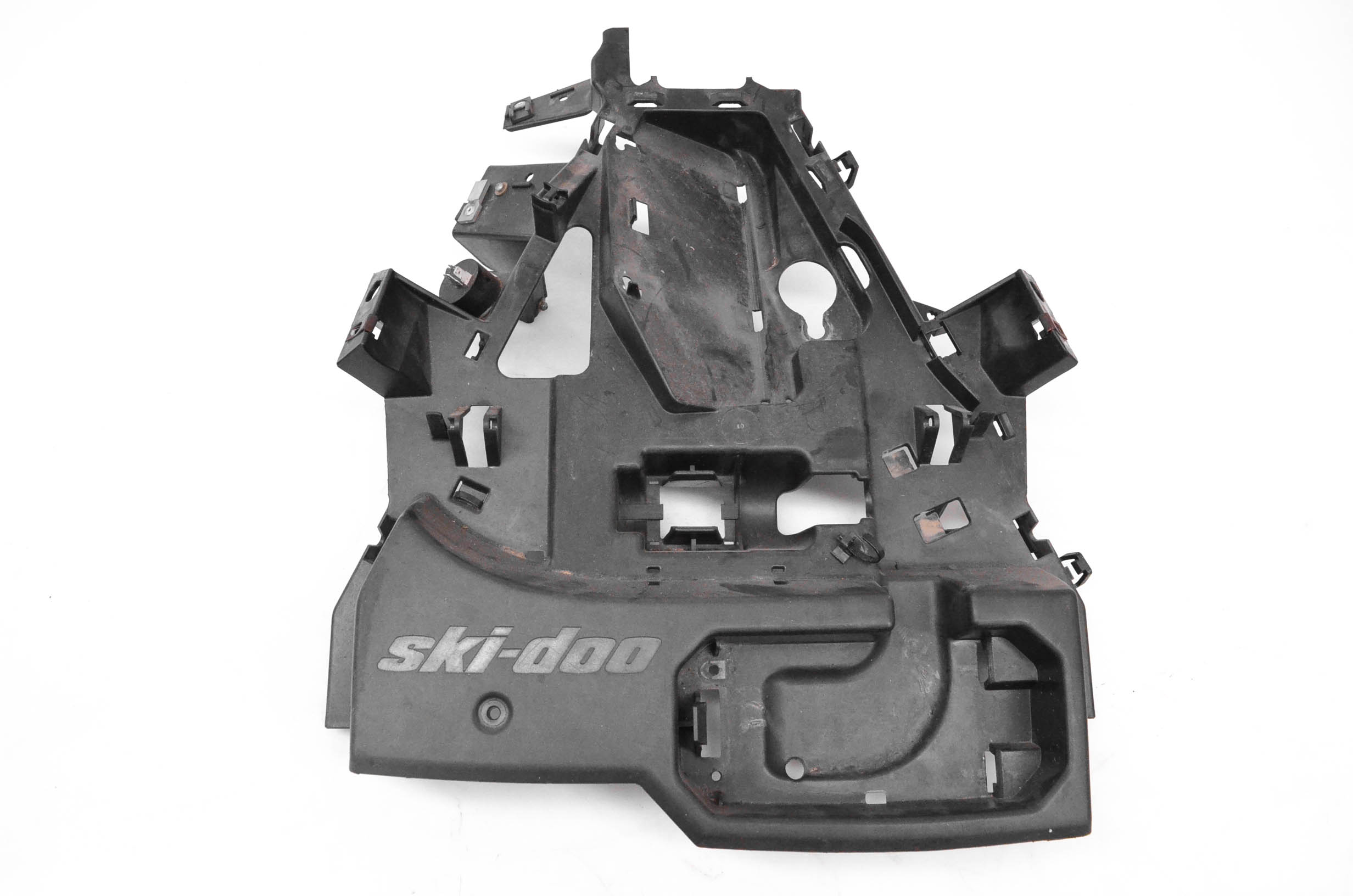 05 Ski-Doo Mach Z 1000 SDI Electrical Mounting Support Cover 121"