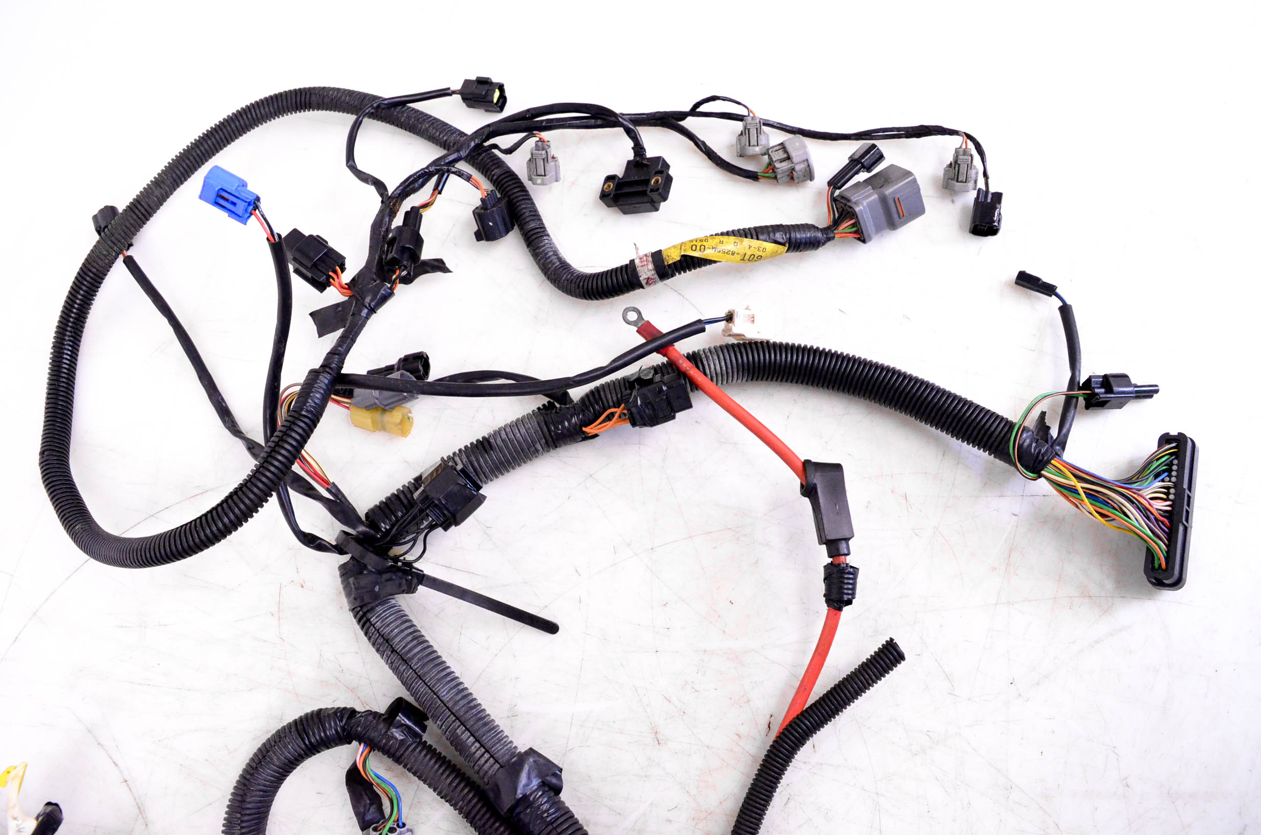 03 Yamaha GP1300R Electrical Box Wiring Harness Waverunner