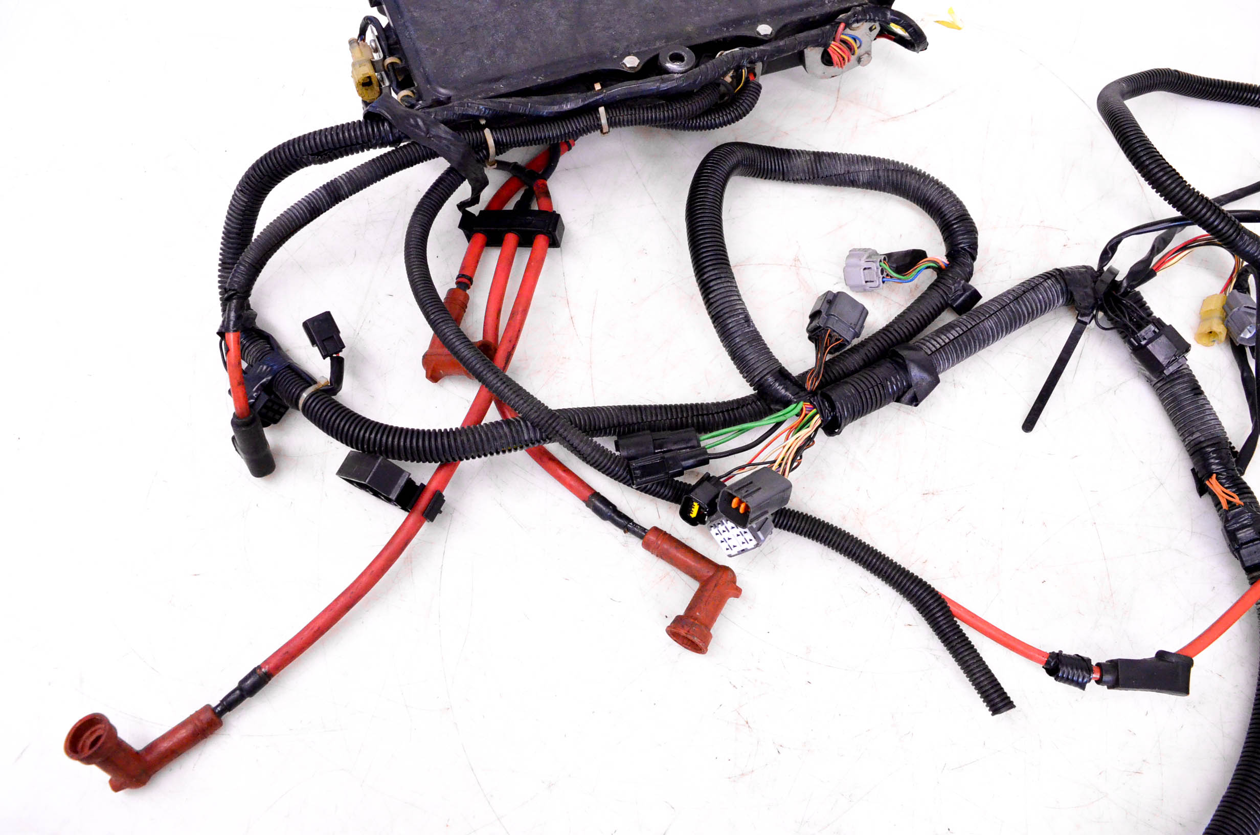 03 Yamaha GP1300R Electrical Box Wiring Harness Waverunner