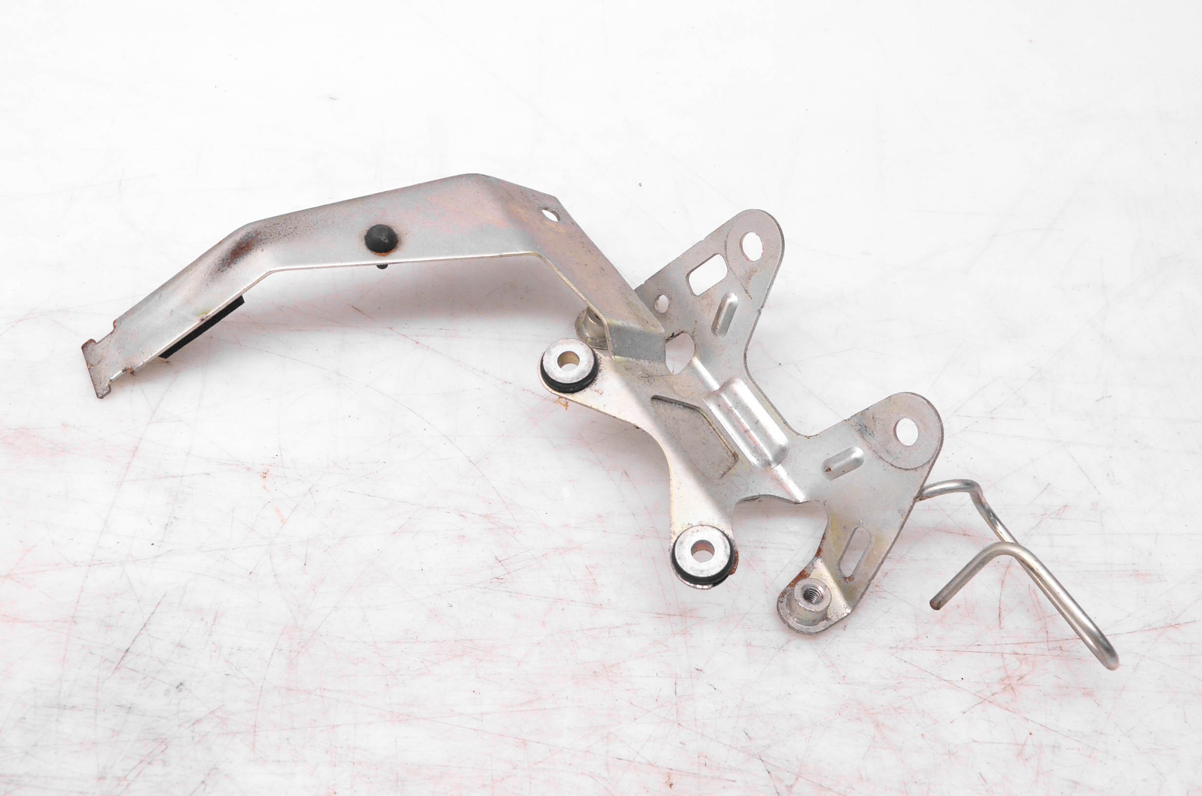 09 Yamaha TMax 500 Air Filter Cleaner Bracket Mount XP500