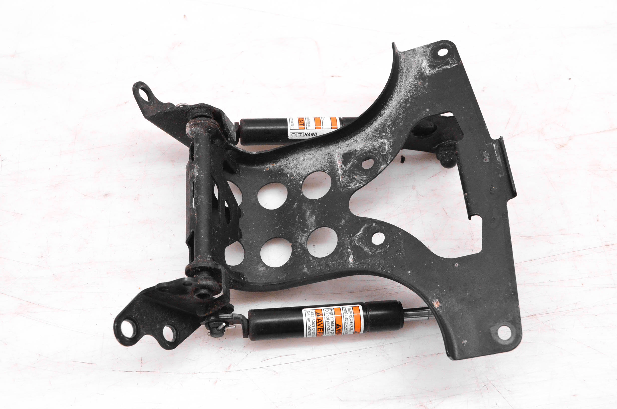 09 Yamaha TMax 500 Seat Hinge Latch & Stopper Shocks XP500