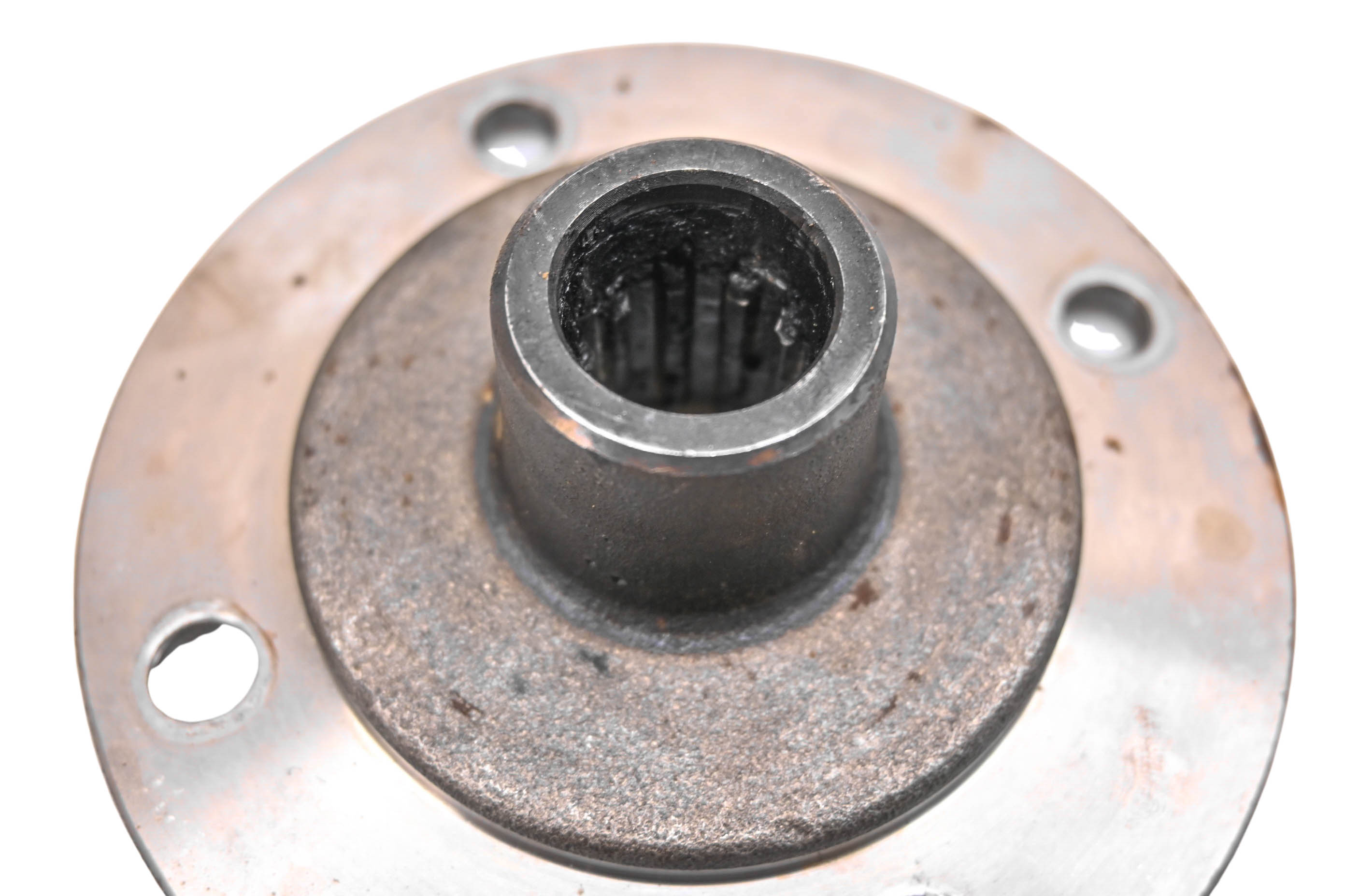 15 Kubota RTV1140CPX Flywheel Adaptor