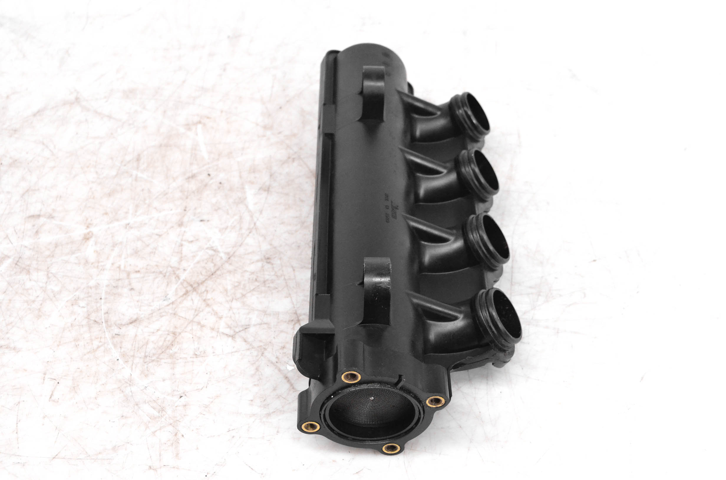 09 Yamaha Waverunner VX1100 Intake Manifold