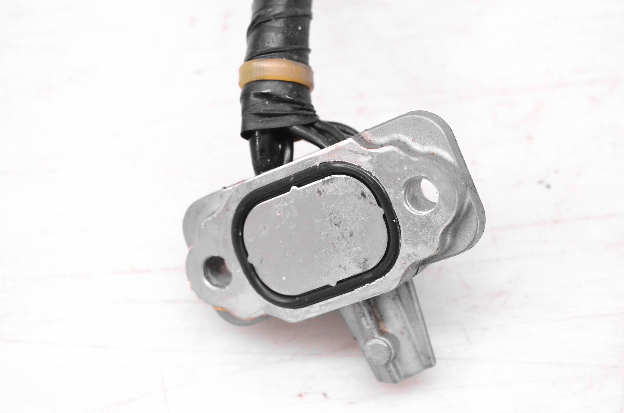 17 Yamaha FX Cruiser HO Earth Plate Comp FB1800