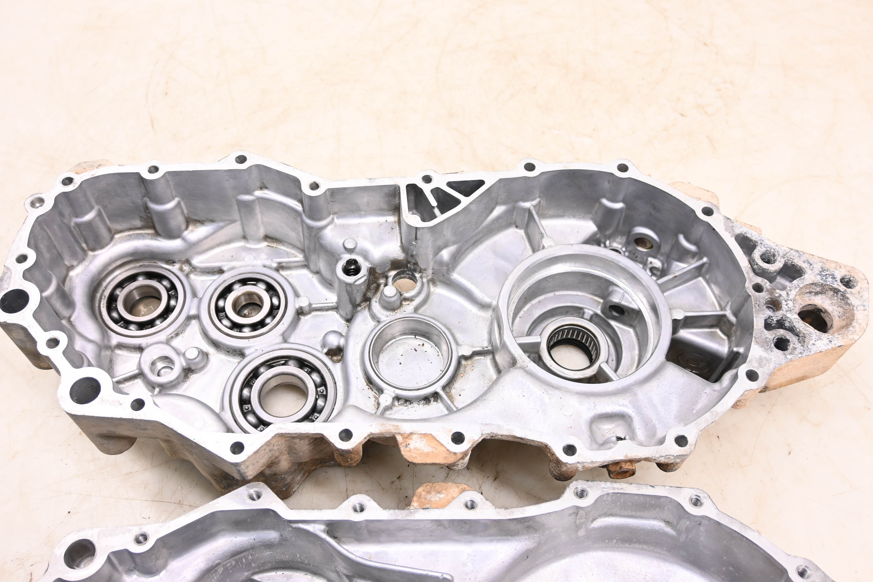 16 Kawasaki Mule PRO-DXT EPS 4x4 Transmission Gear Case Housing KAF1000
