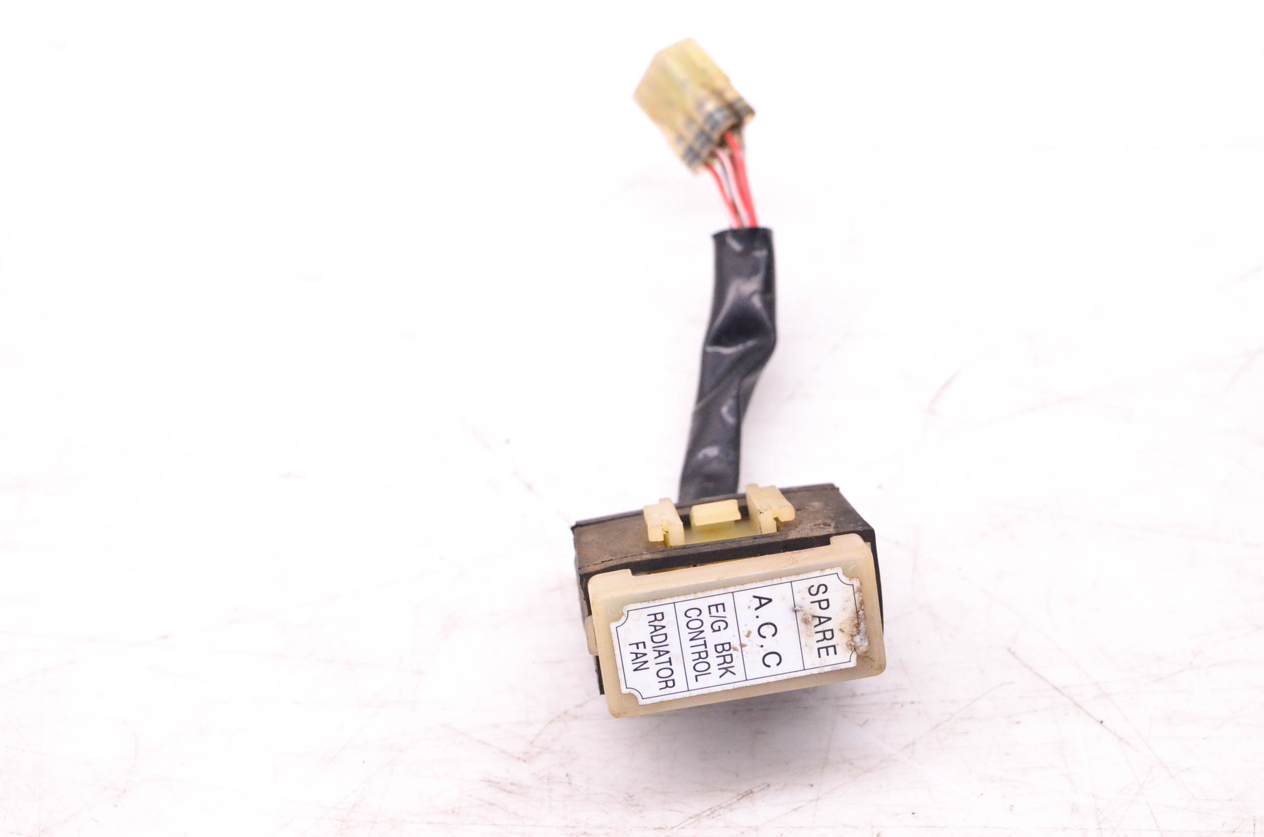 04 Suzuki Twin Peaks 700 4x4 Fuse Box Assembly LTV700F