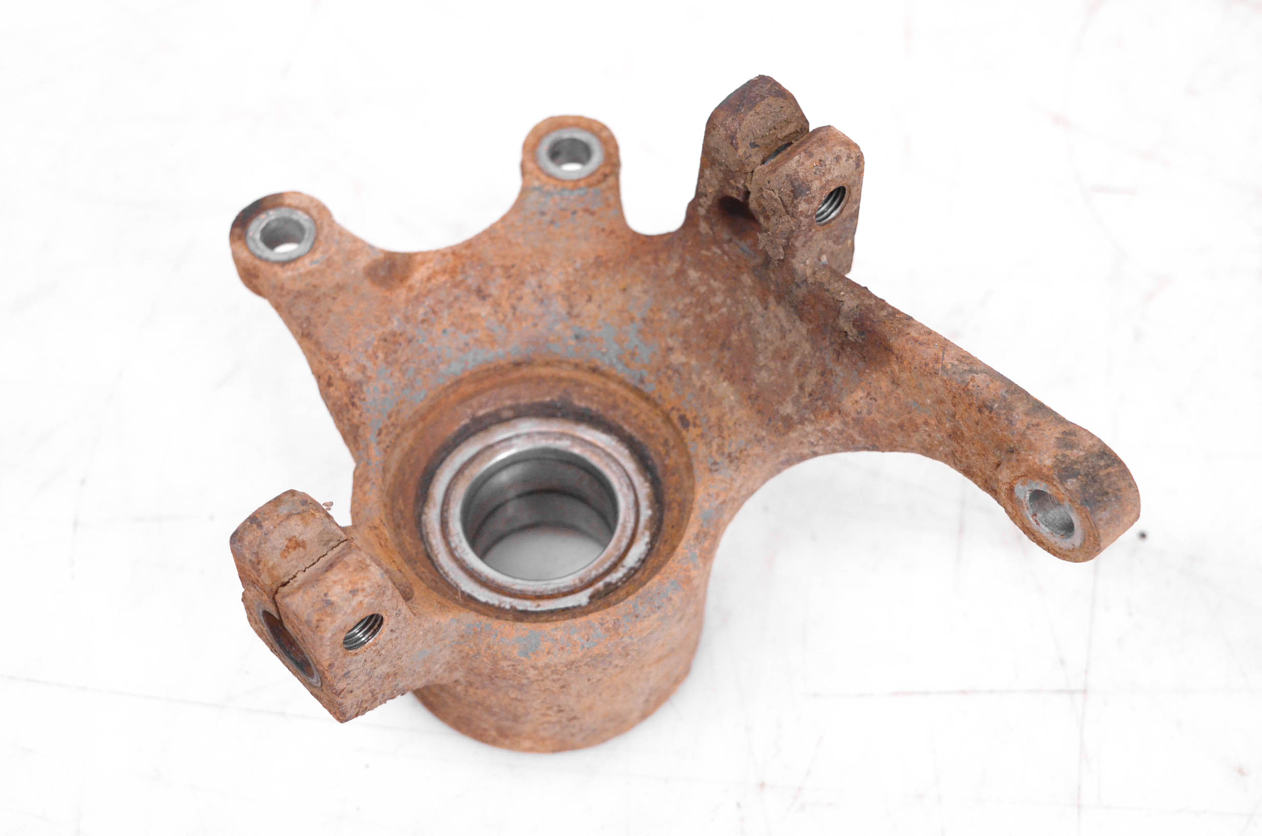 13 Arctic Cat Limited 550 4x4 Front Right Spindle Knuckle