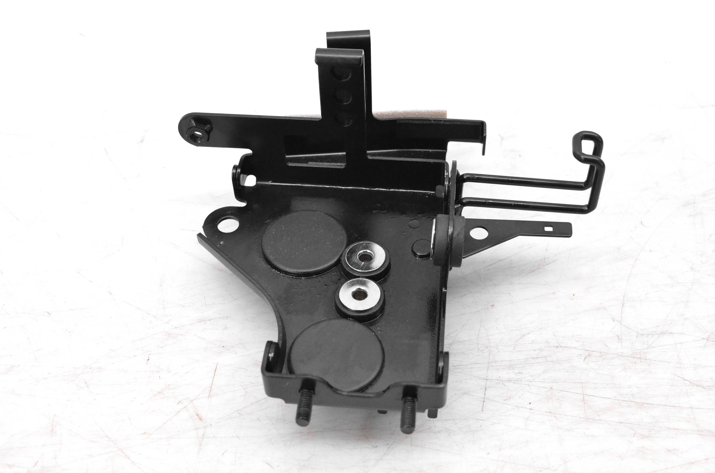 19 Yamaha MT07 Engine Motor Subframe Bracket Mount