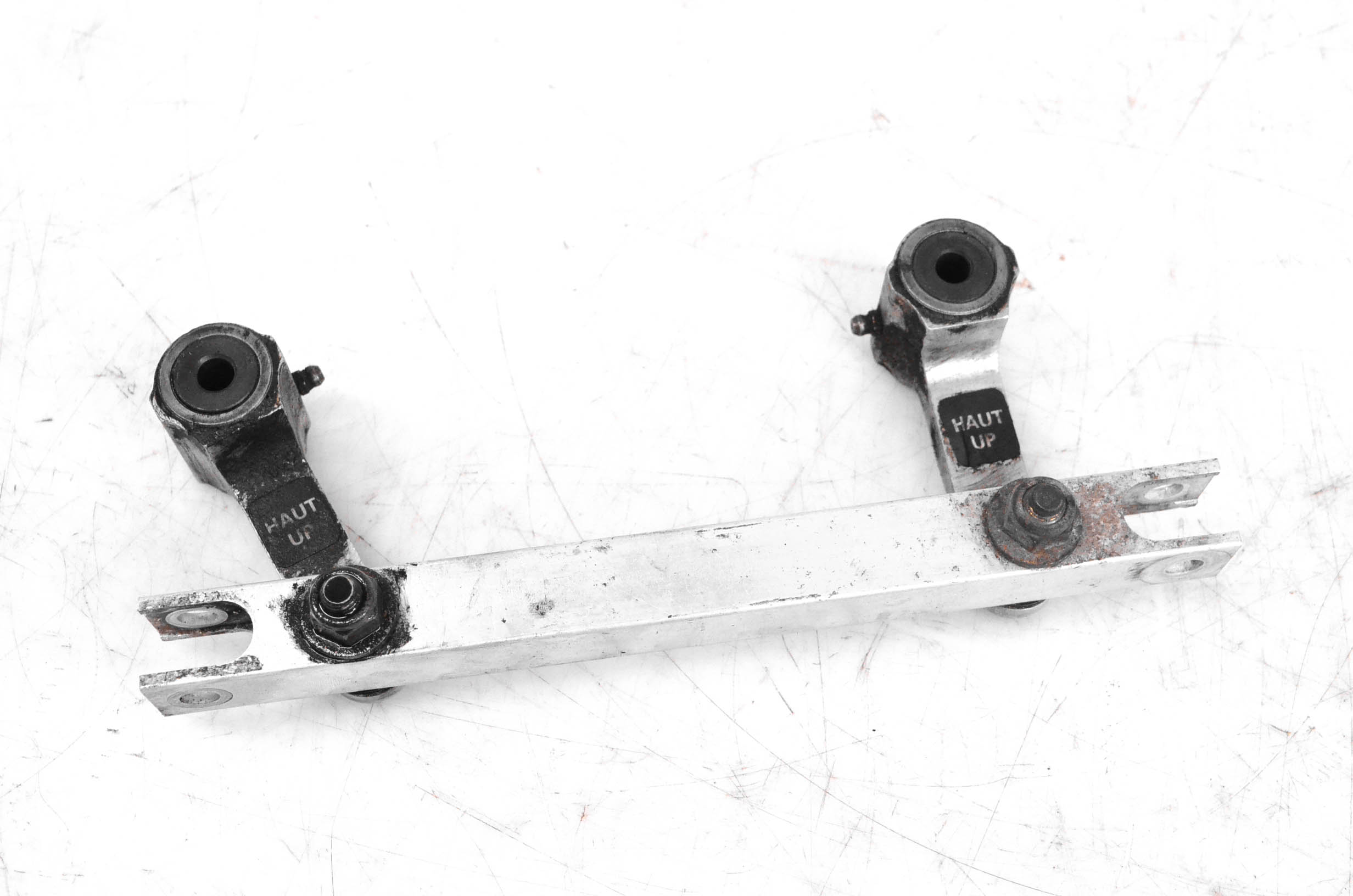 05 Ski-Doo GTX 550F Steering Arm Linkage 136"