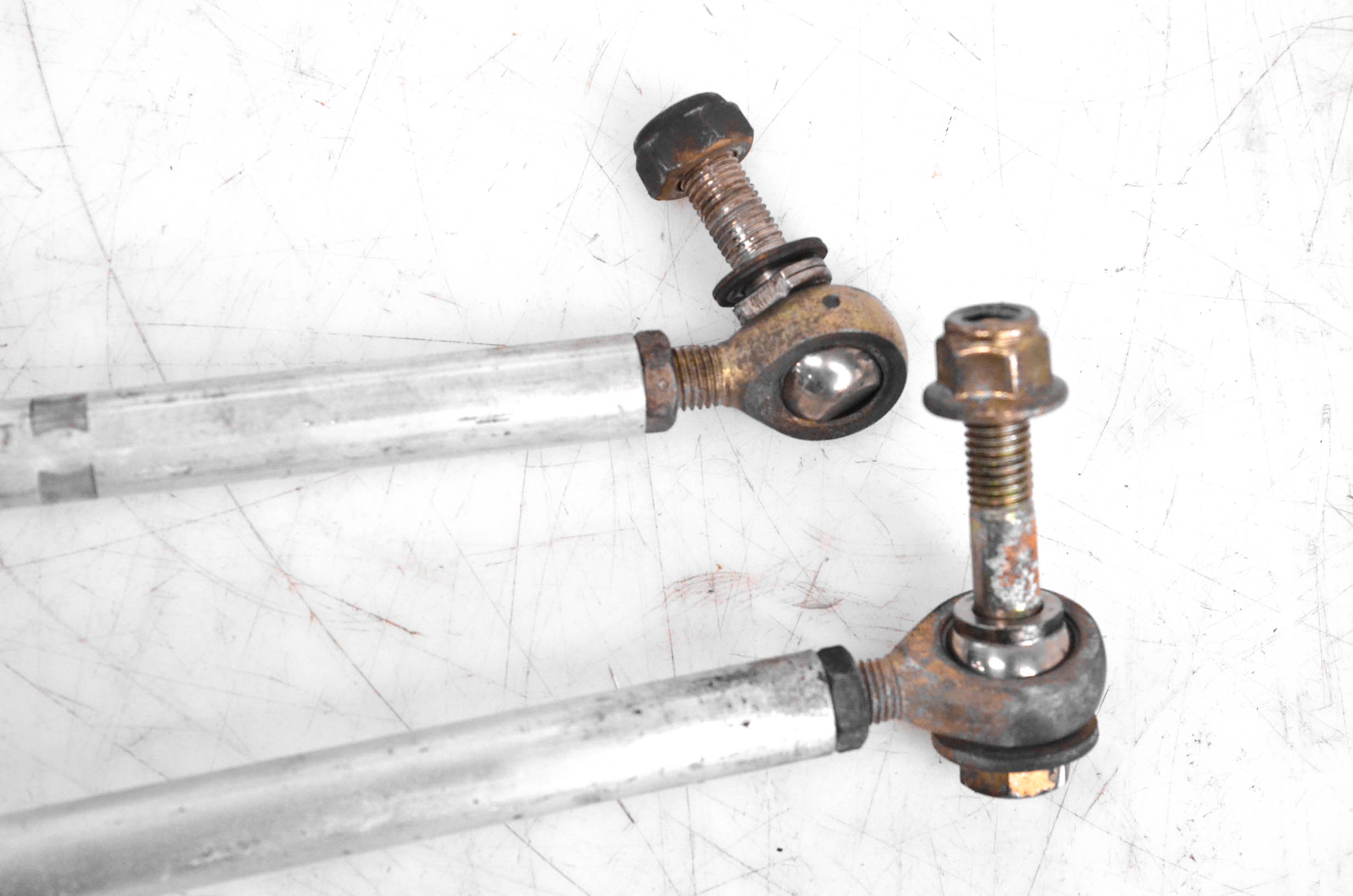 05 Ski-Doo GTX 550F Tie Rods & Ends 136"