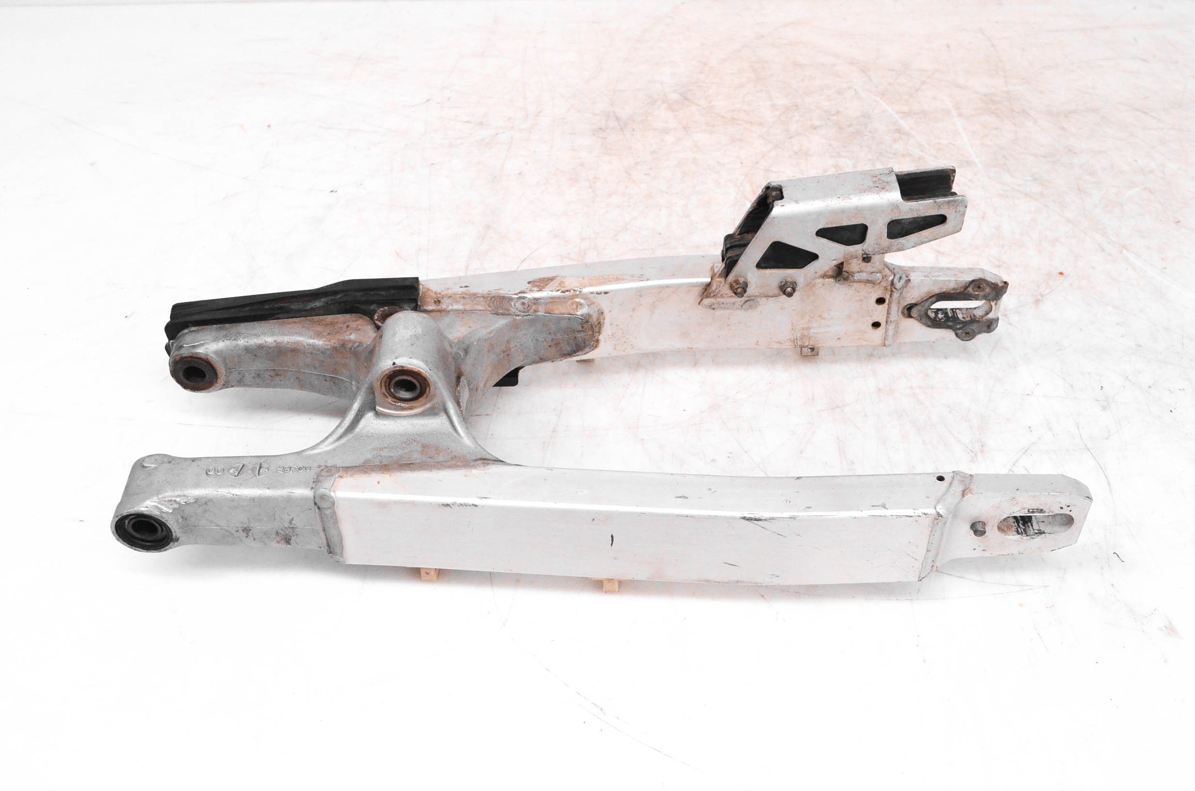 01 Suzuki DRZ400S Rear Swingarm