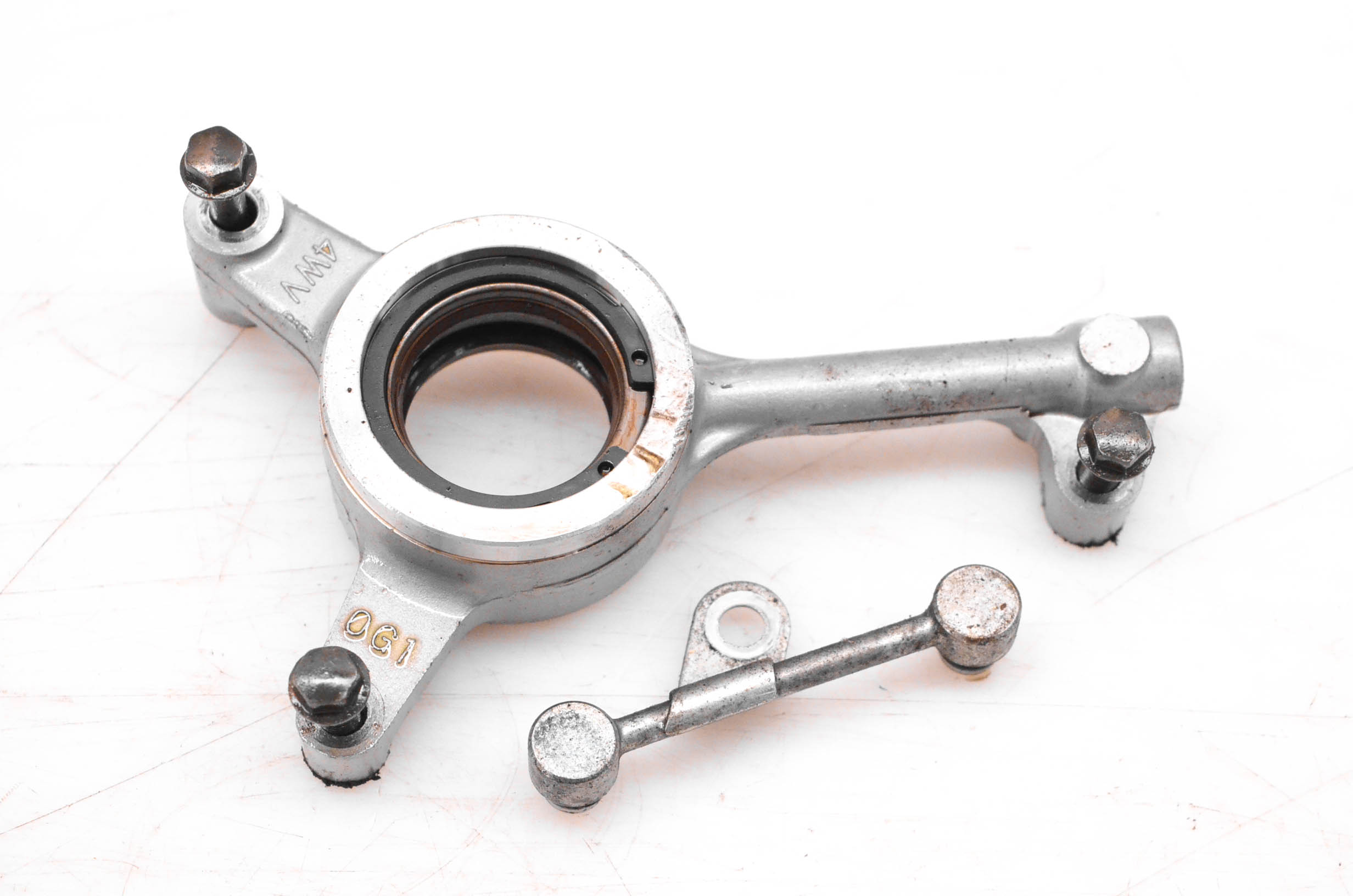 01 Yamaha Grizzly 600 4x4 Oil Pipe & Line Connector YFM600F