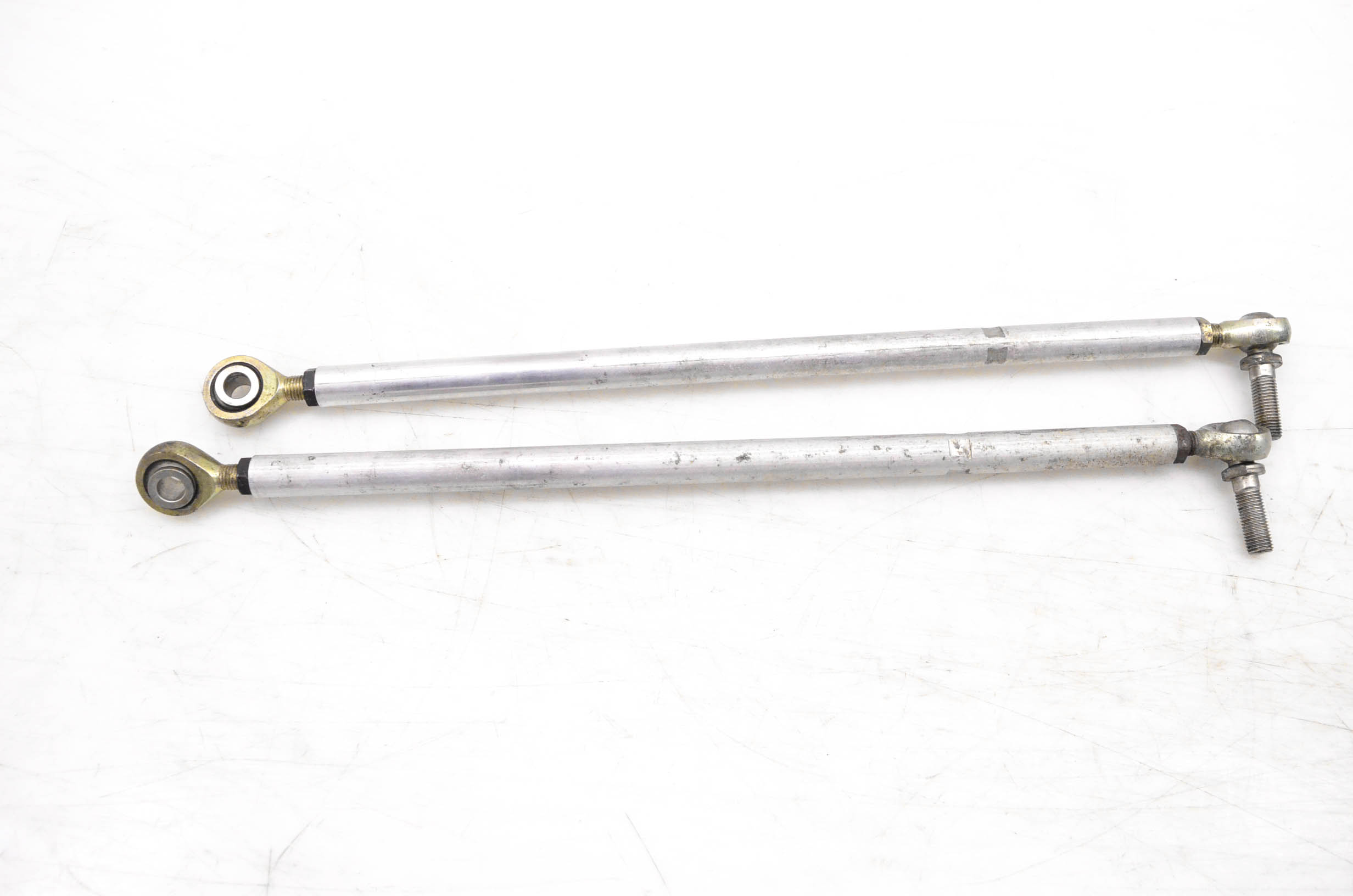 05 Ski-Doo GSX 600 Tie Rods & Ends 121"
