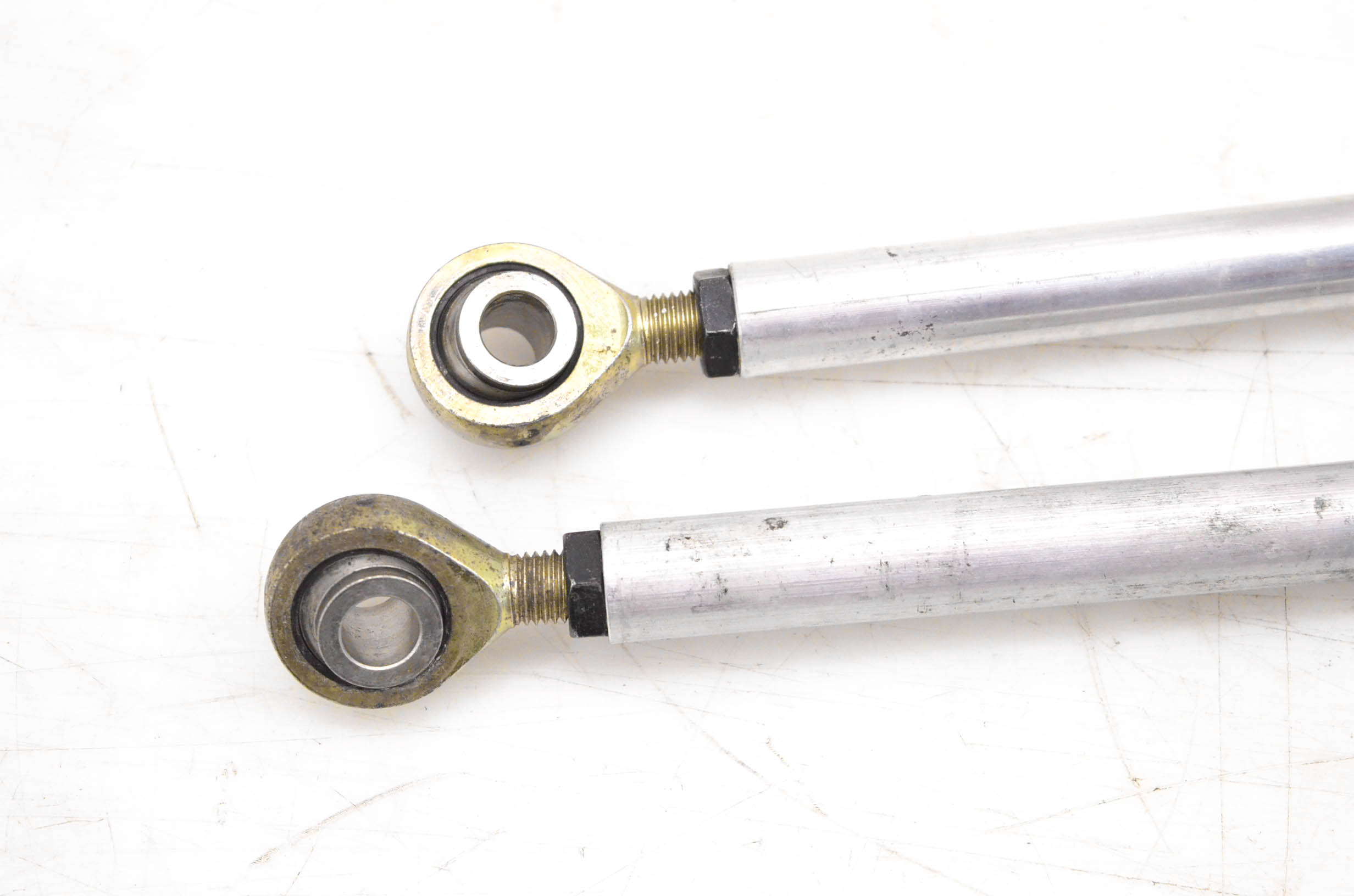 05 Ski-Doo GSX 600 Tie Rods & Ends 121"