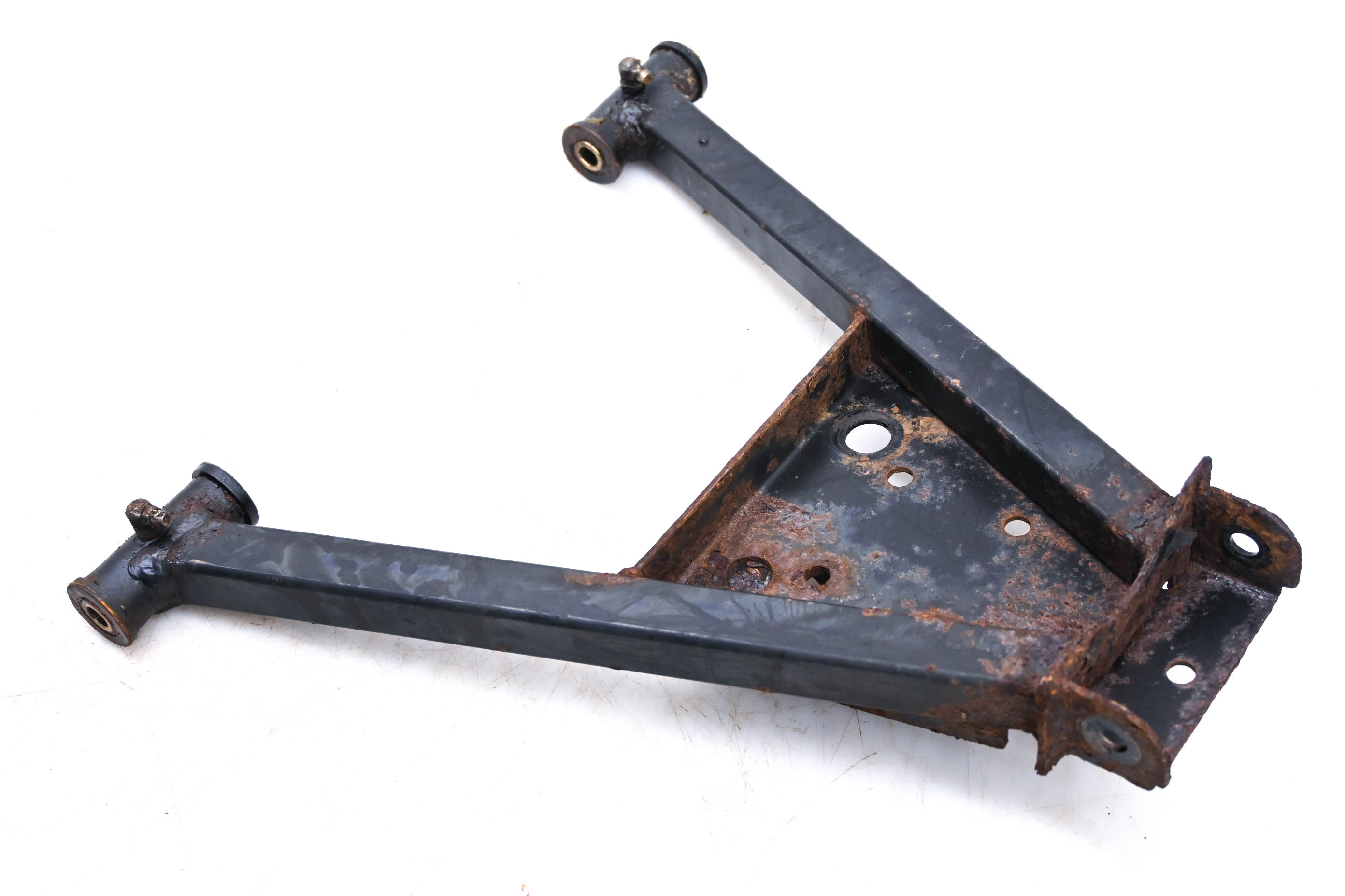 16 Polaris M1400 2x4 Rear Upper Left A-Arm