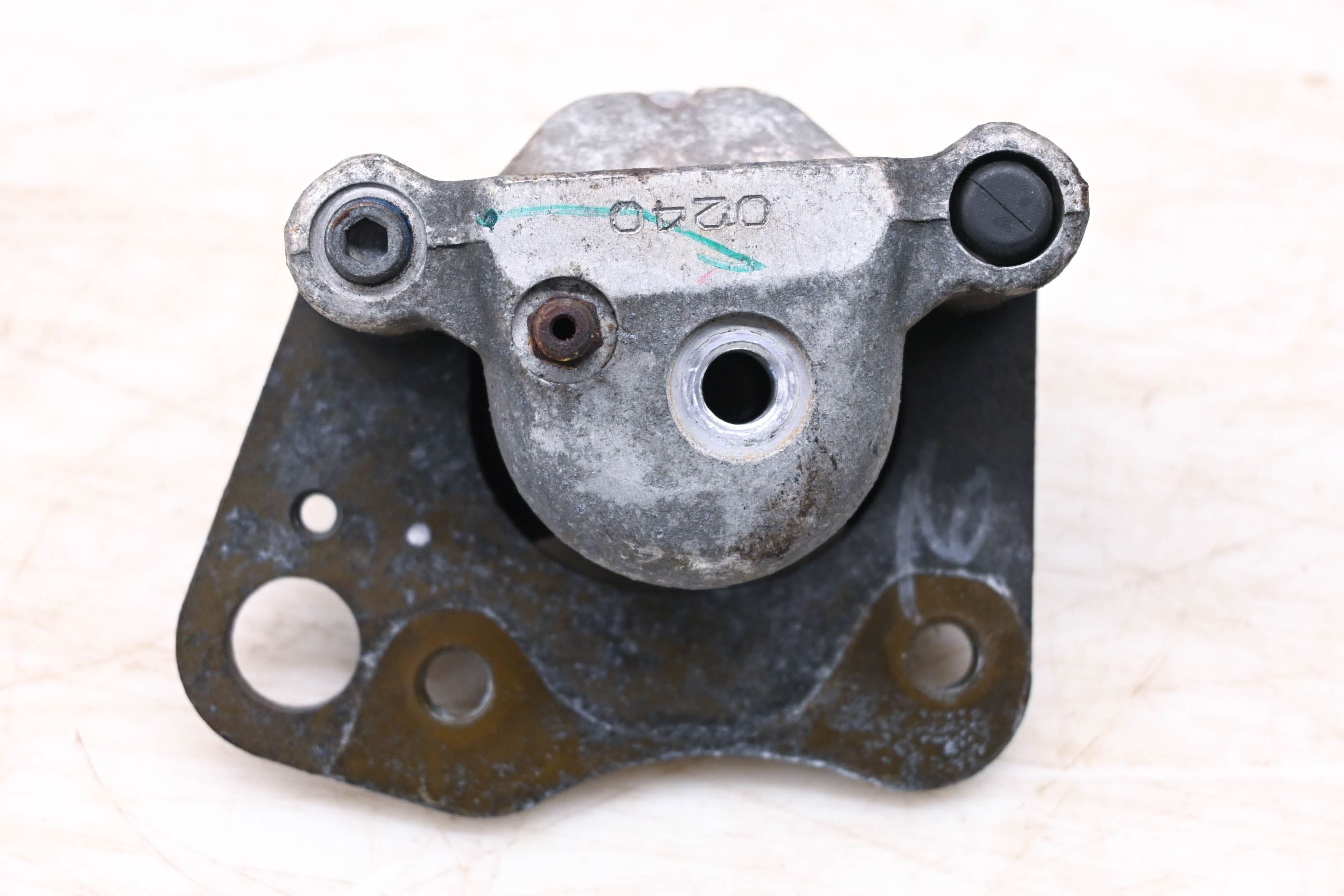 16 Polaris M1400 2x4 Front Right Brake Caliper