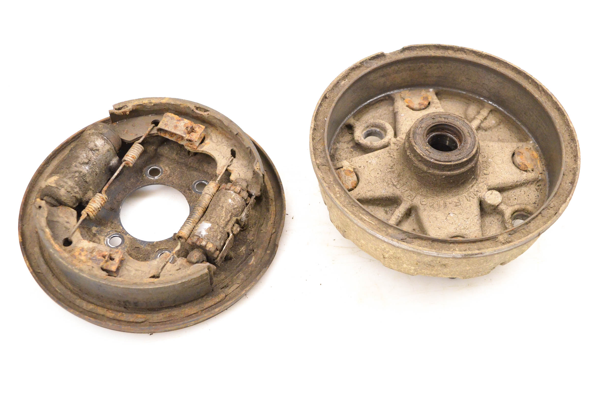 87 Kawasaki Bayou 300 2x4 Front Right Brake Drum Assembly KLF300