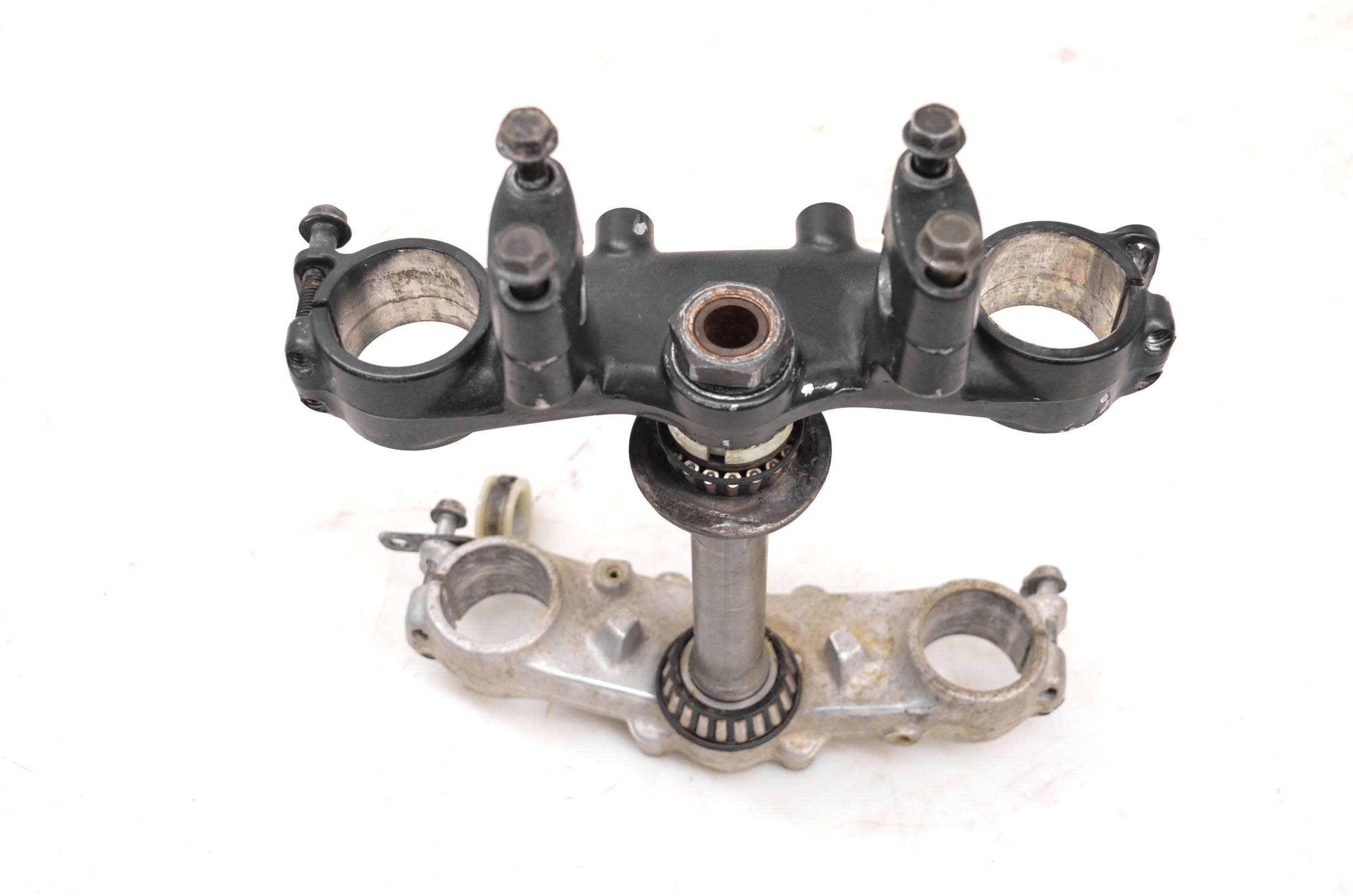 92 Suzuki DR350 Triple Tree Handlebar Clamps