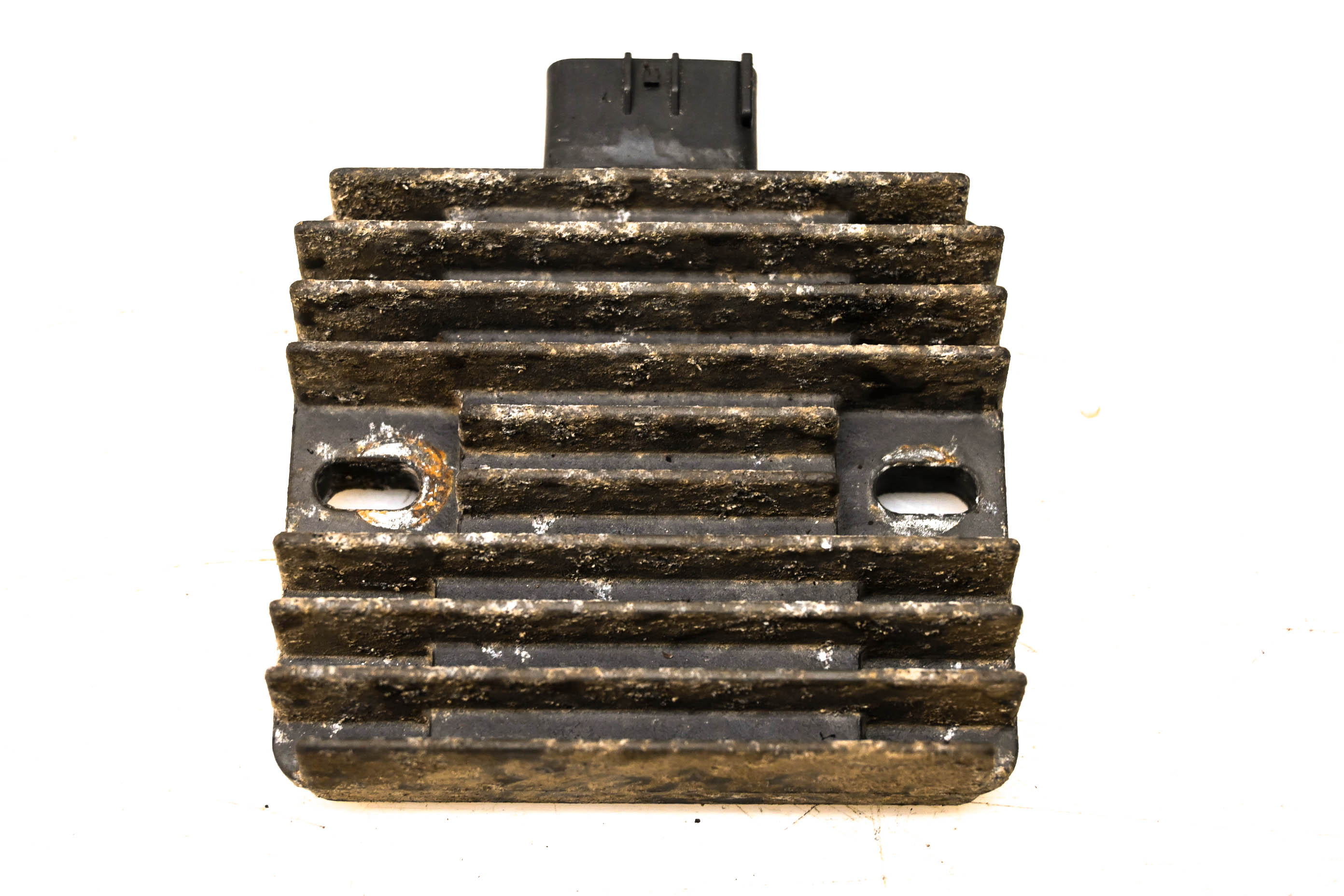 03 Kawasaki Mule 3010 4x4 Regulator Rectifier KAF620