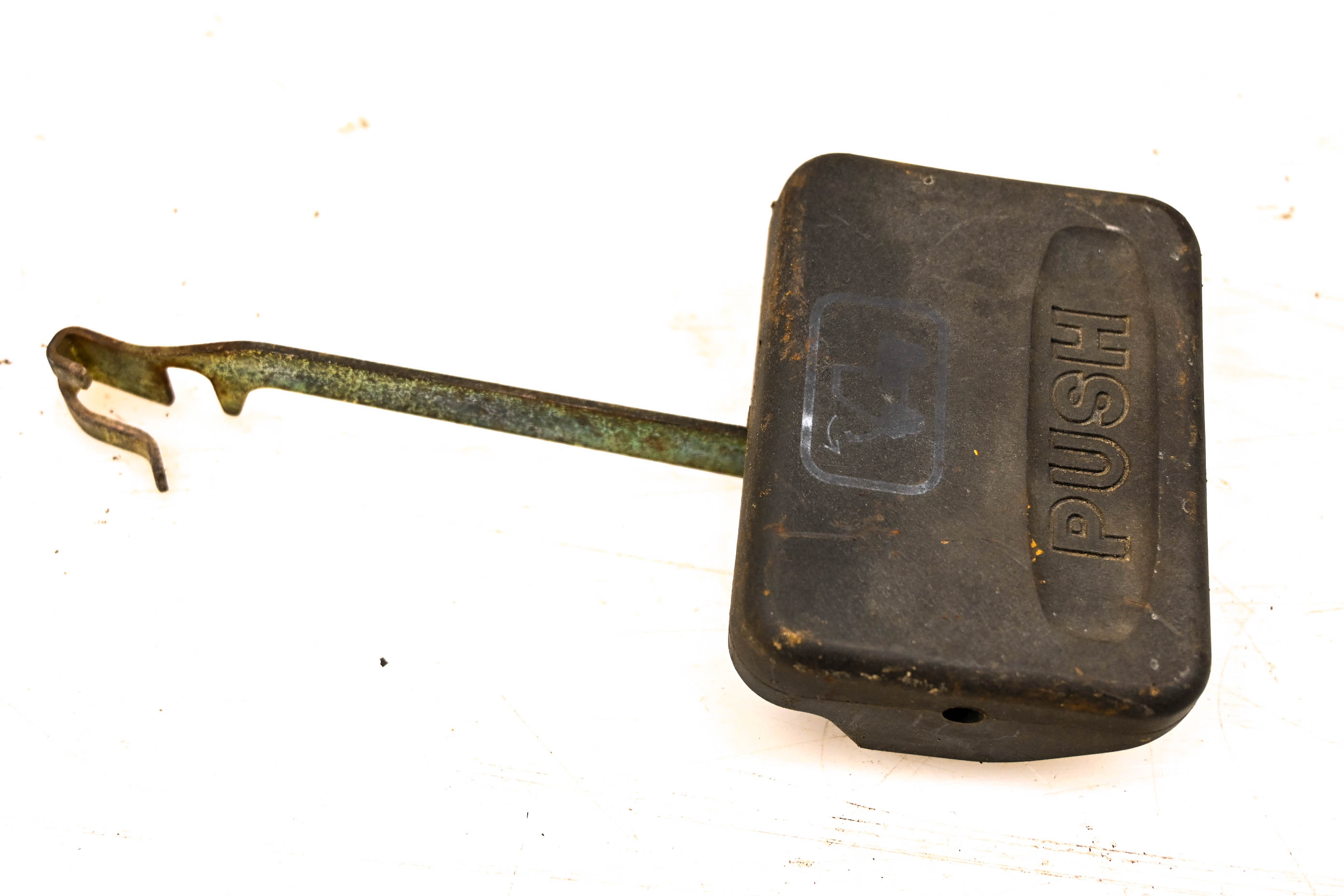 03 Kawasaki Mule 3010 4x4 Hood Latch Lever KAF620
