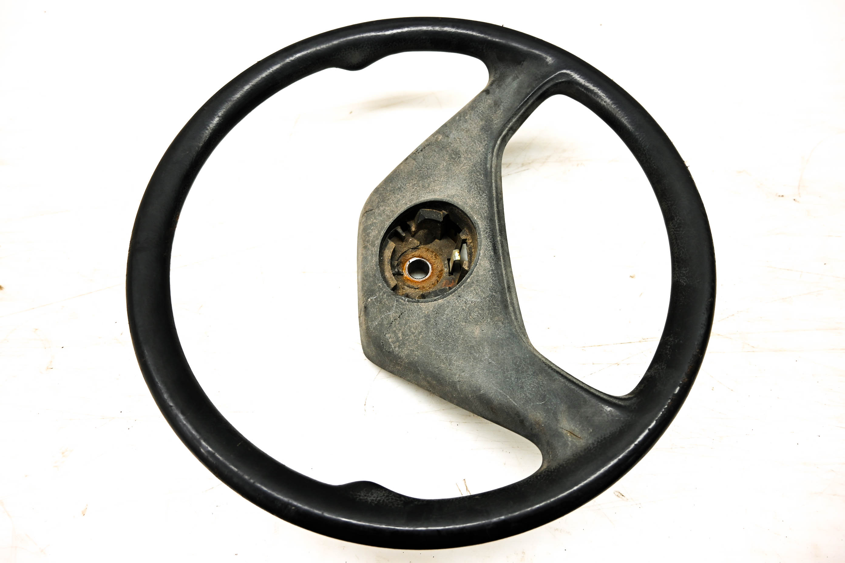 03 Kawasaki Mule 3010 4x4 Steering Wheel KAF620