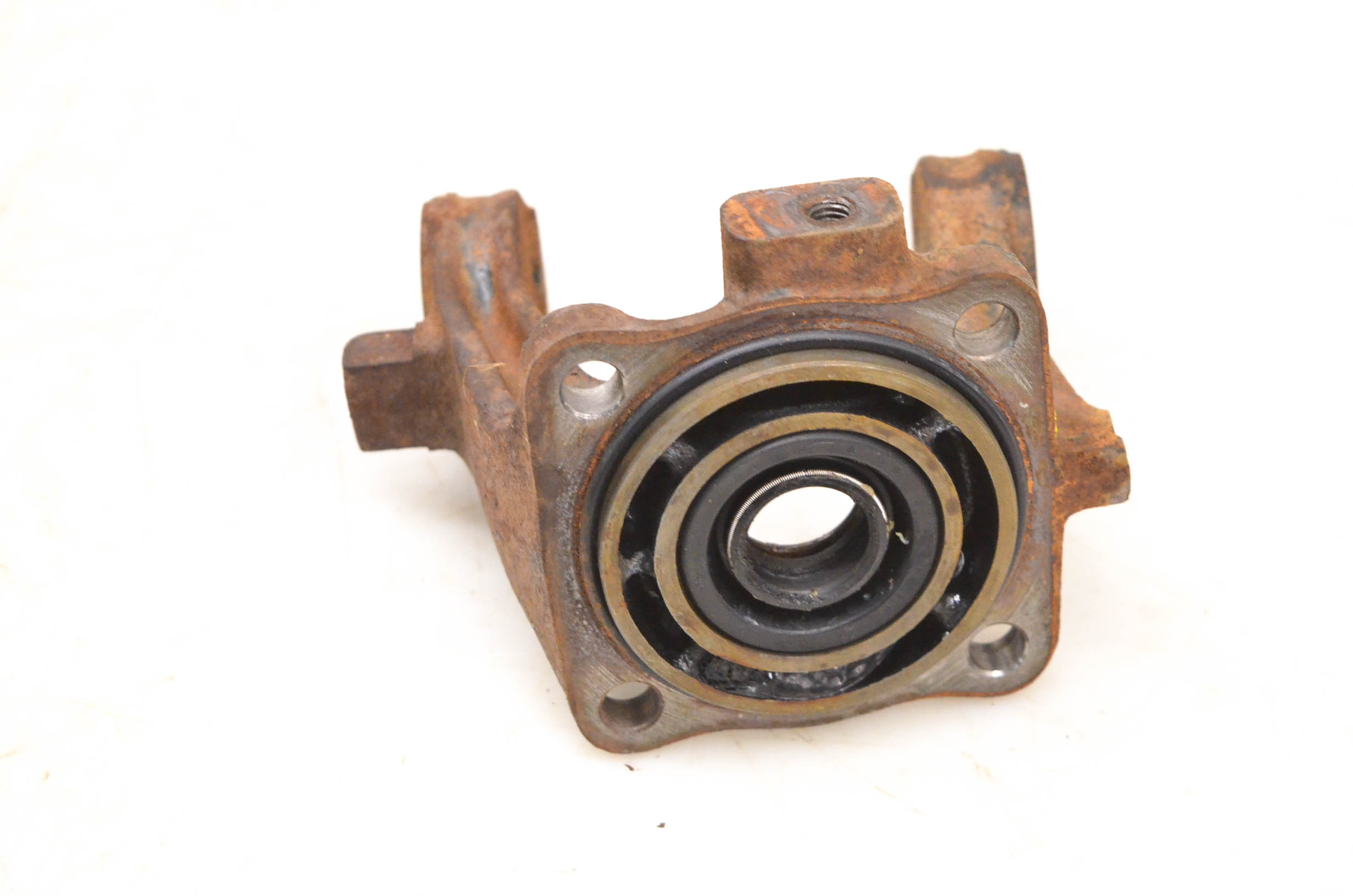 86 Honda Fourtrax 350 4x4 Front Right Inner Spindle Knuckle TRX350