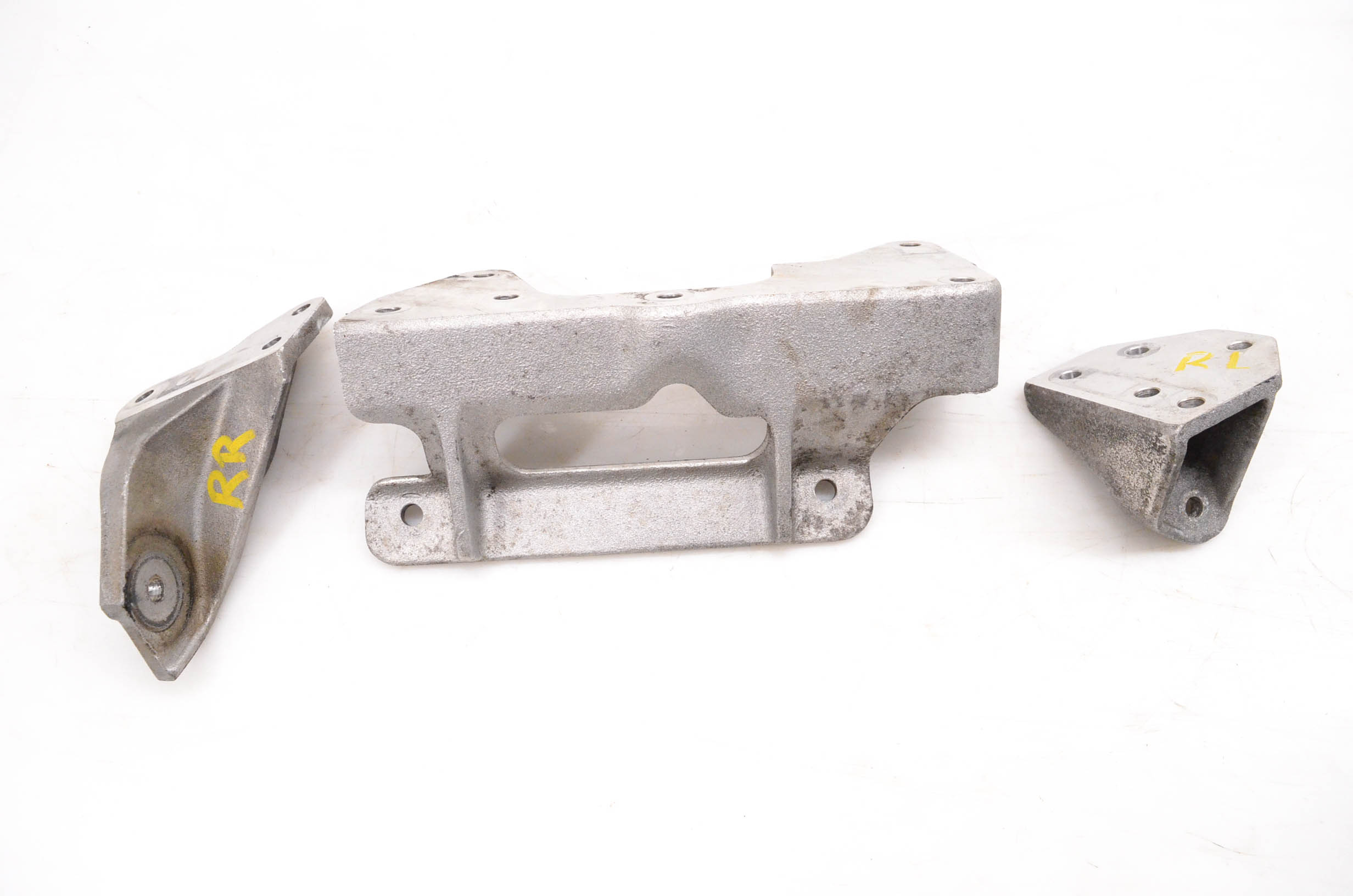 06 Arctic Cat ZR 900 EFI Sno Pro Engine Motor Upper & Lower Support Brackets Mounts 121"